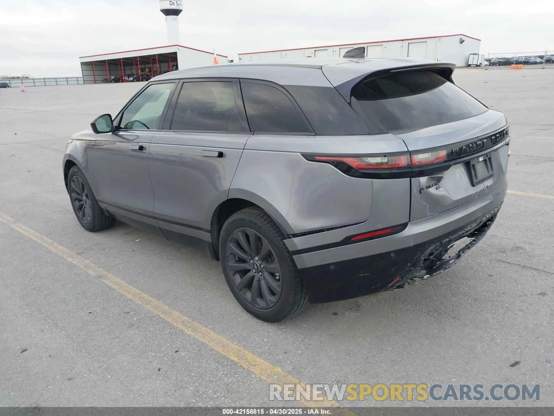 3 Photograph of a damaged car SALYT2EX3MA320305 LAND ROVER RANGE ROVER VELAR 2021