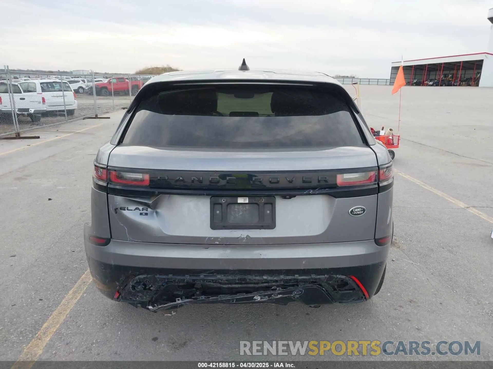 6 Photograph of a damaged car SALYT2EX3MA320305 LAND ROVER RANGE ROVER VELAR 2021