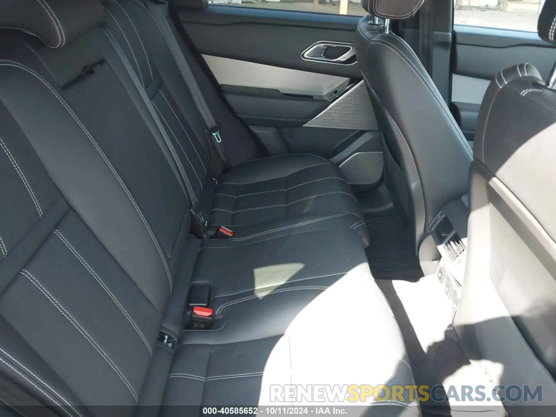 8 Photograph of a damaged car SALYT2EX4MA316926 LAND ROVER RANGE ROVER VELAR 2021