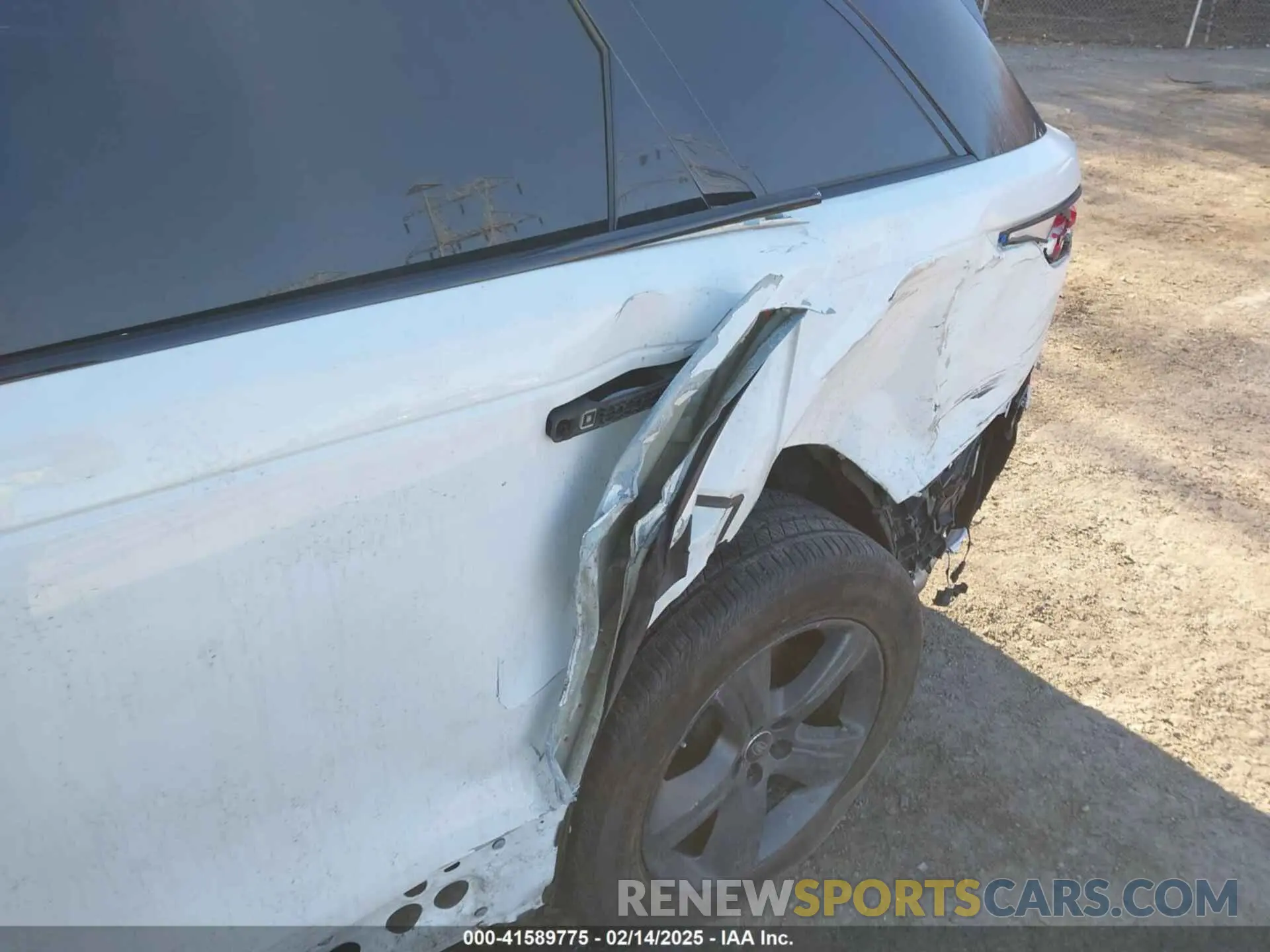 6 Photograph of a damaged car SALYT2EX5MA300136 LAND ROVER RANGE ROVER VELAR 2021