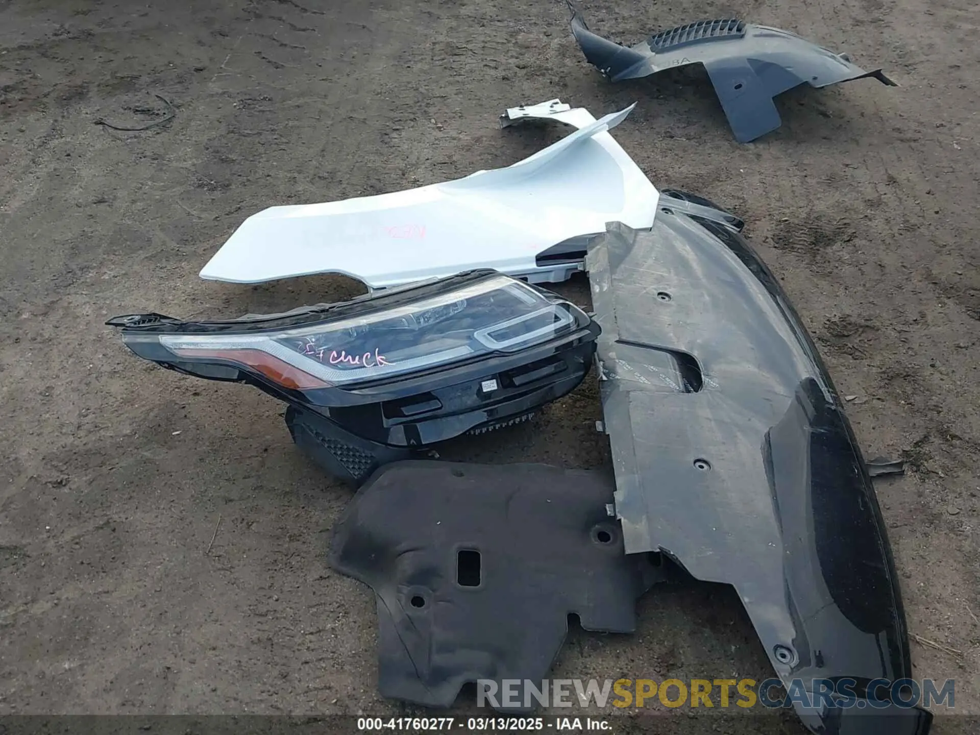 12 Photograph of a damaged car SALYT2EX5MA321200 LAND ROVER RANGE ROVER VELAR 2021