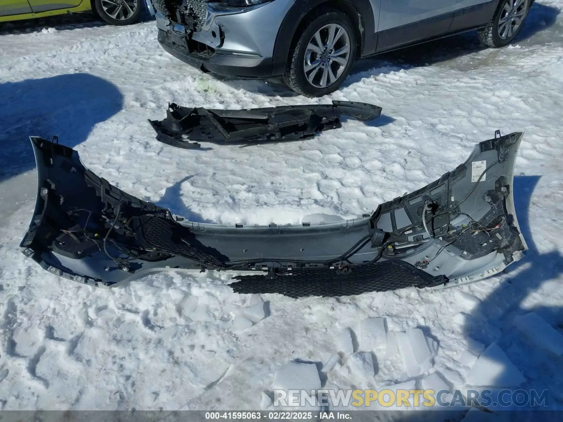 12 Photograph of a damaged car SALYT2EX7MA313339 LAND ROVER RANGE ROVER VELAR 2021