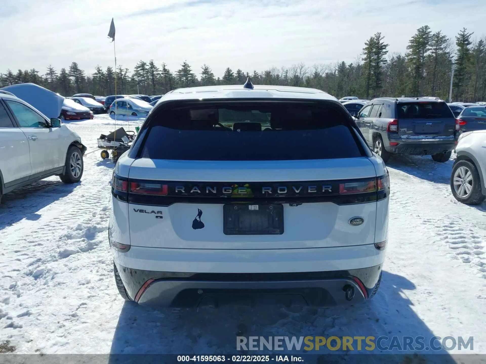 17 Photograph of a damaged car SALYT2EX7MA313339 LAND ROVER RANGE ROVER VELAR 2021