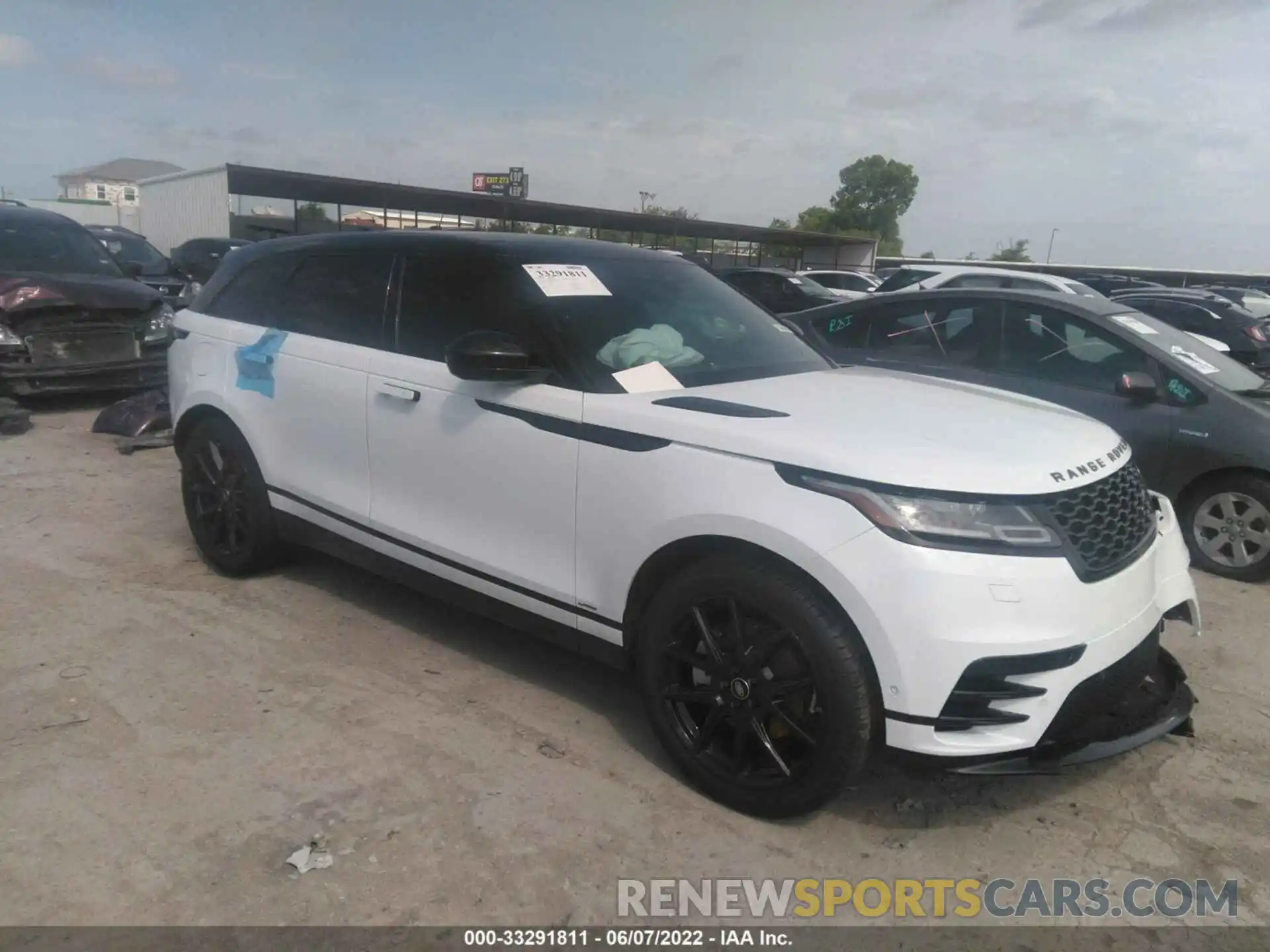 1 Photograph of a damaged car SALYT2EX9MA298472 LAND ROVER RANGE ROVER VELAR 2021