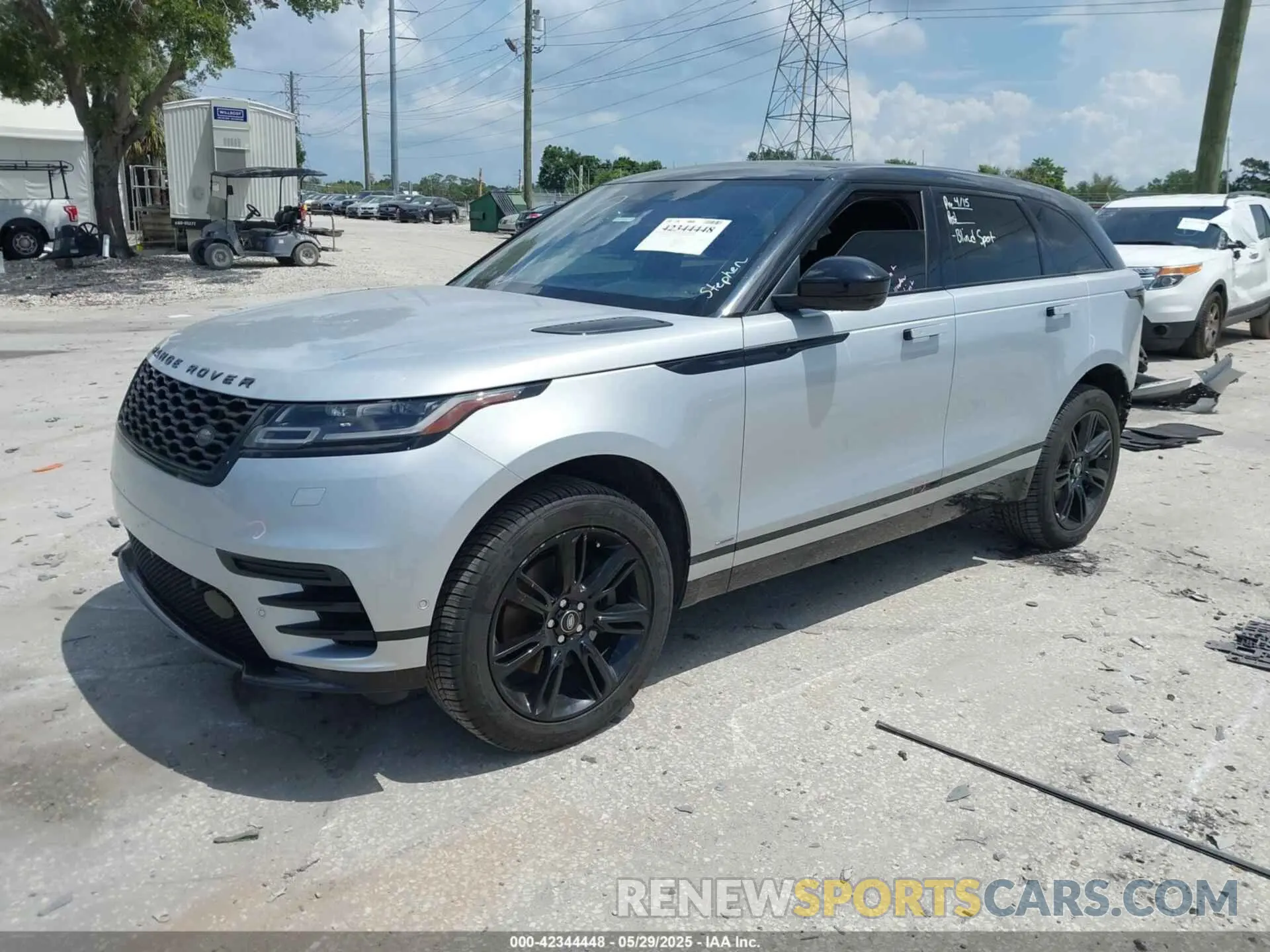 2 Photograph of a damaged car SALYT2EX9MA315965 LAND ROVER RANGE ROVER VELAR 2021