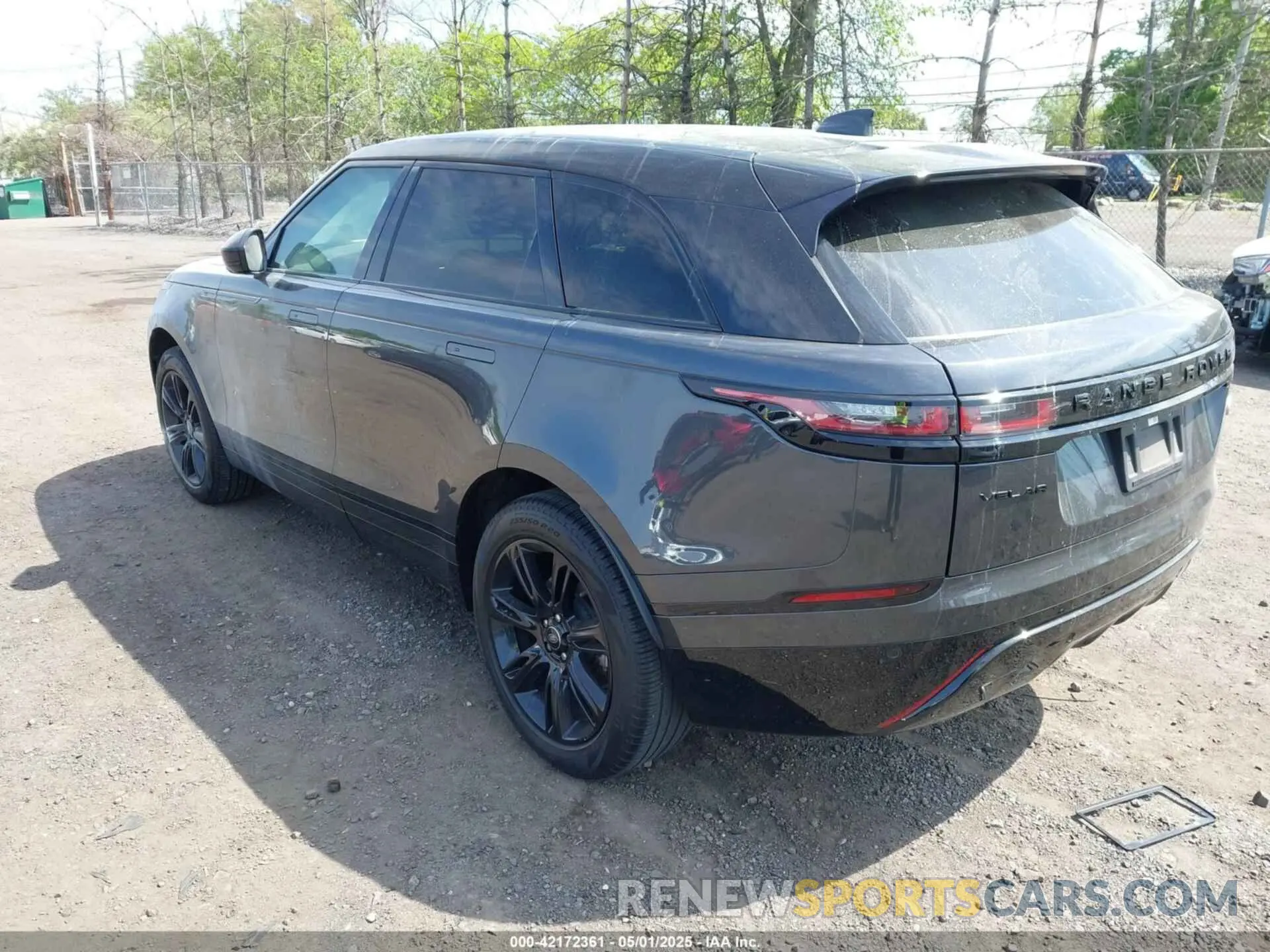 3 Photograph of a damaged car SALYT2EX0NA334650 LAND ROVER RANGE ROVER VELAR 2022