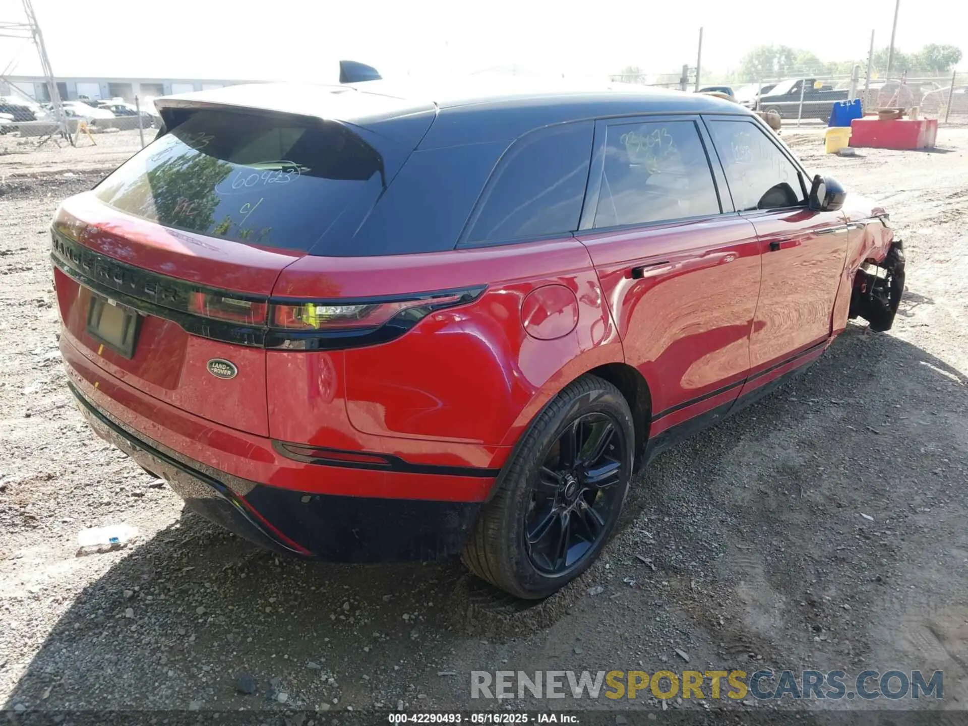 4 Photograph of a damaged car SALYT2EX1NA330073 LAND ROVER RANGE ROVER VELAR 2022