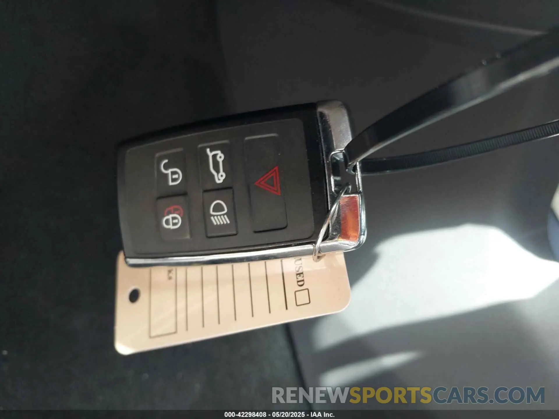 11 Photograph of a damaged car SALYT2EX1NA346676 LAND ROVER RANGE ROVER VELAR 2022