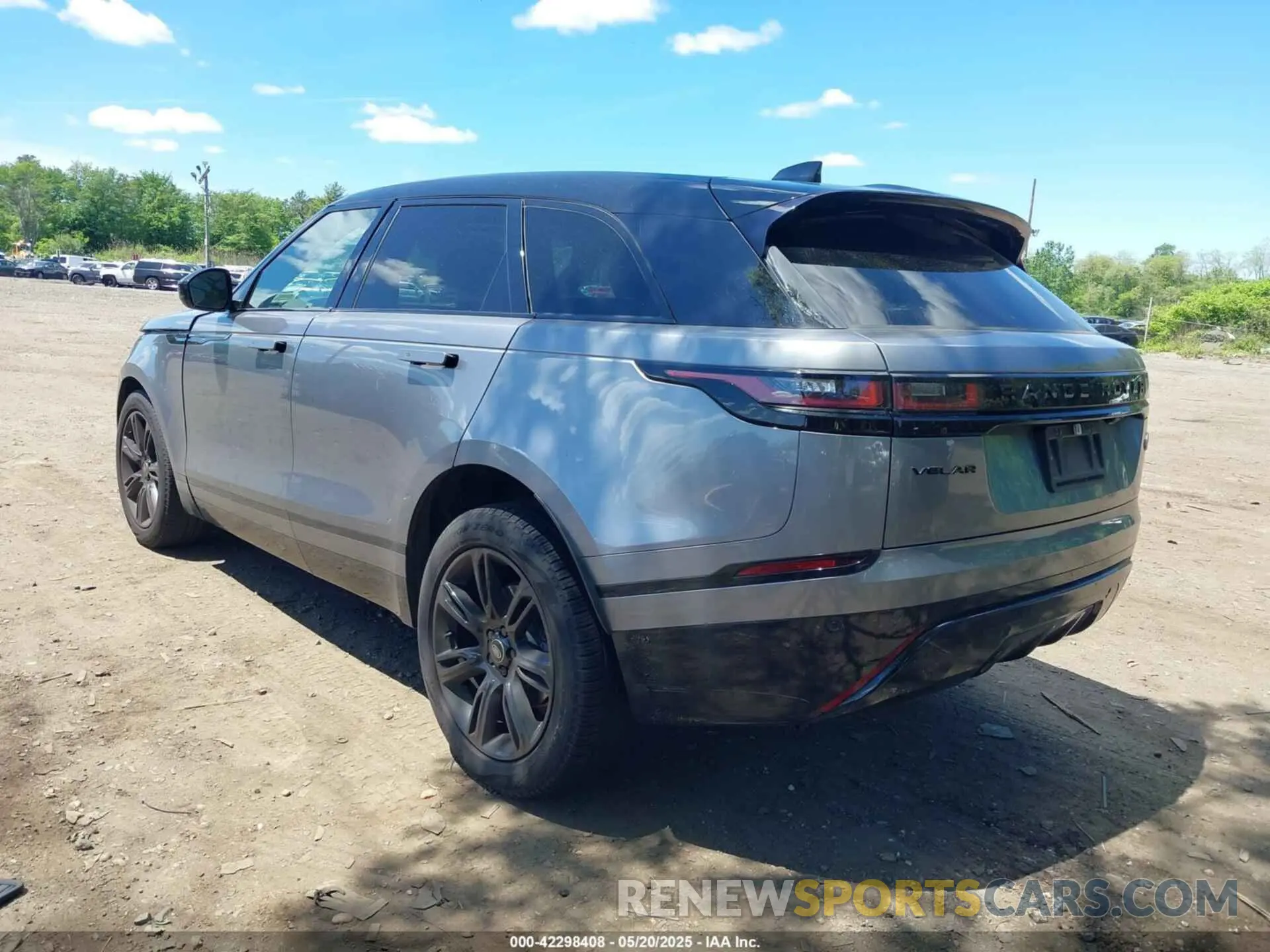 3 Photograph of a damaged car SALYT2EX1NA346676 LAND ROVER RANGE ROVER VELAR 2022