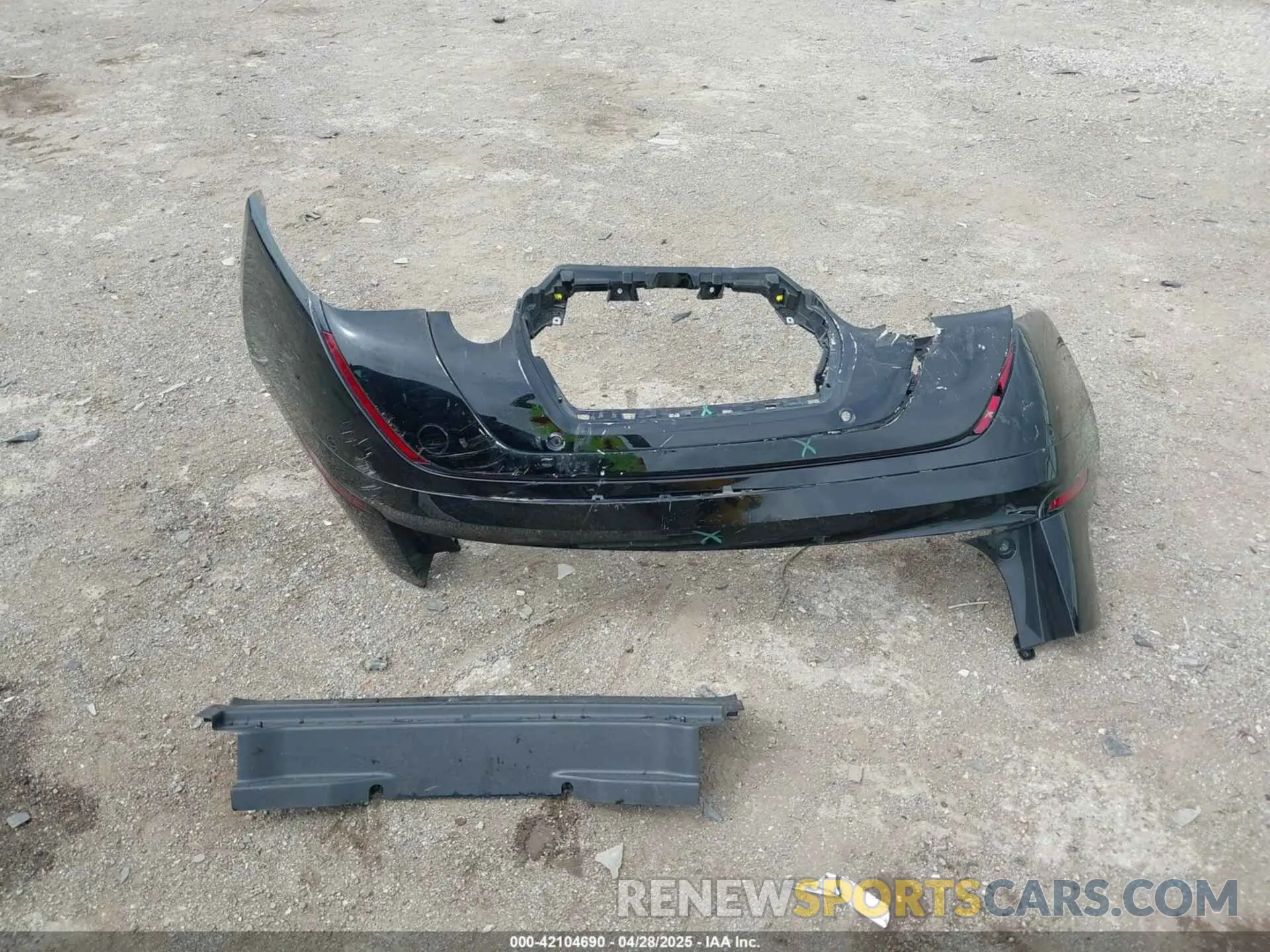12 Photograph of a damaged car SALYT2EX3NA346288 LAND ROVER RANGE ROVER VELAR 2022