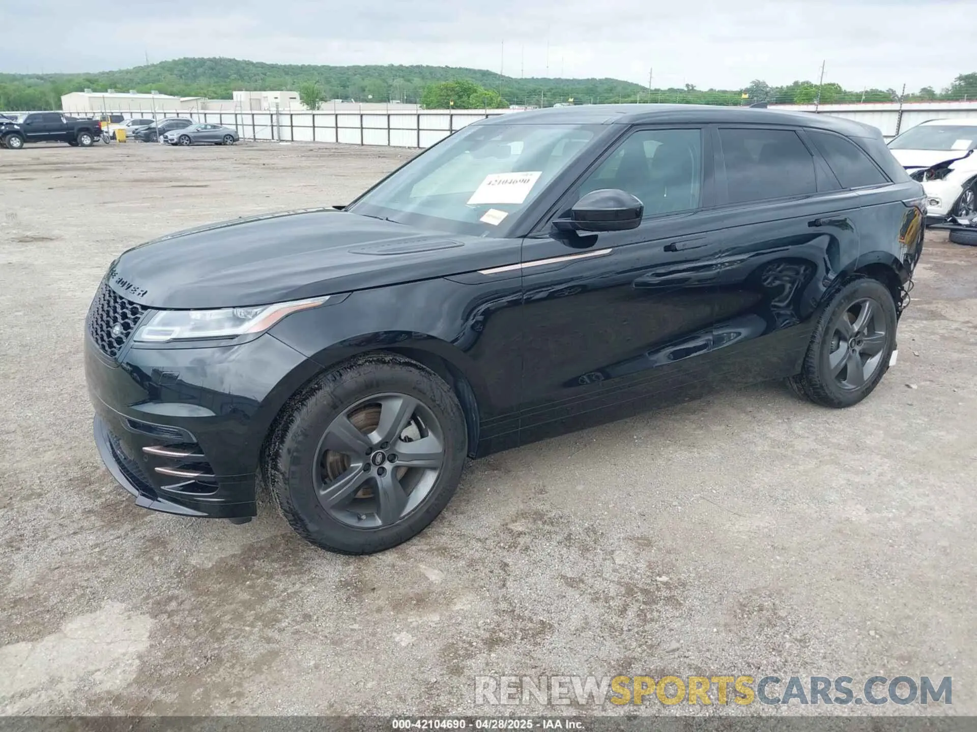 2 Photograph of a damaged car SALYT2EX3NA346288 LAND ROVER RANGE ROVER VELAR 2022