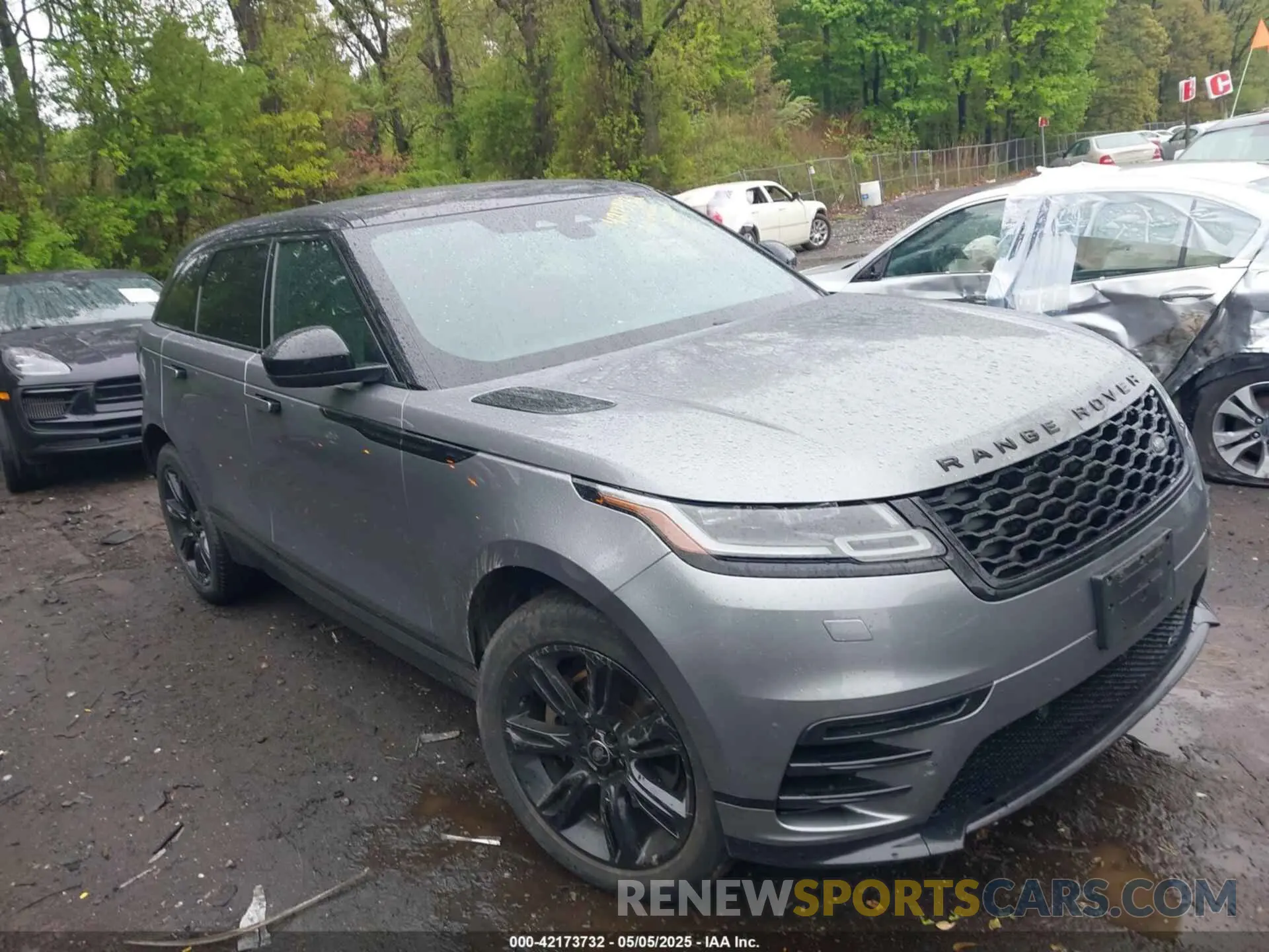 13 Photograph of a damaged car SALYT2EX4NA344274 LAND ROVER RANGE ROVER VELAR 2022