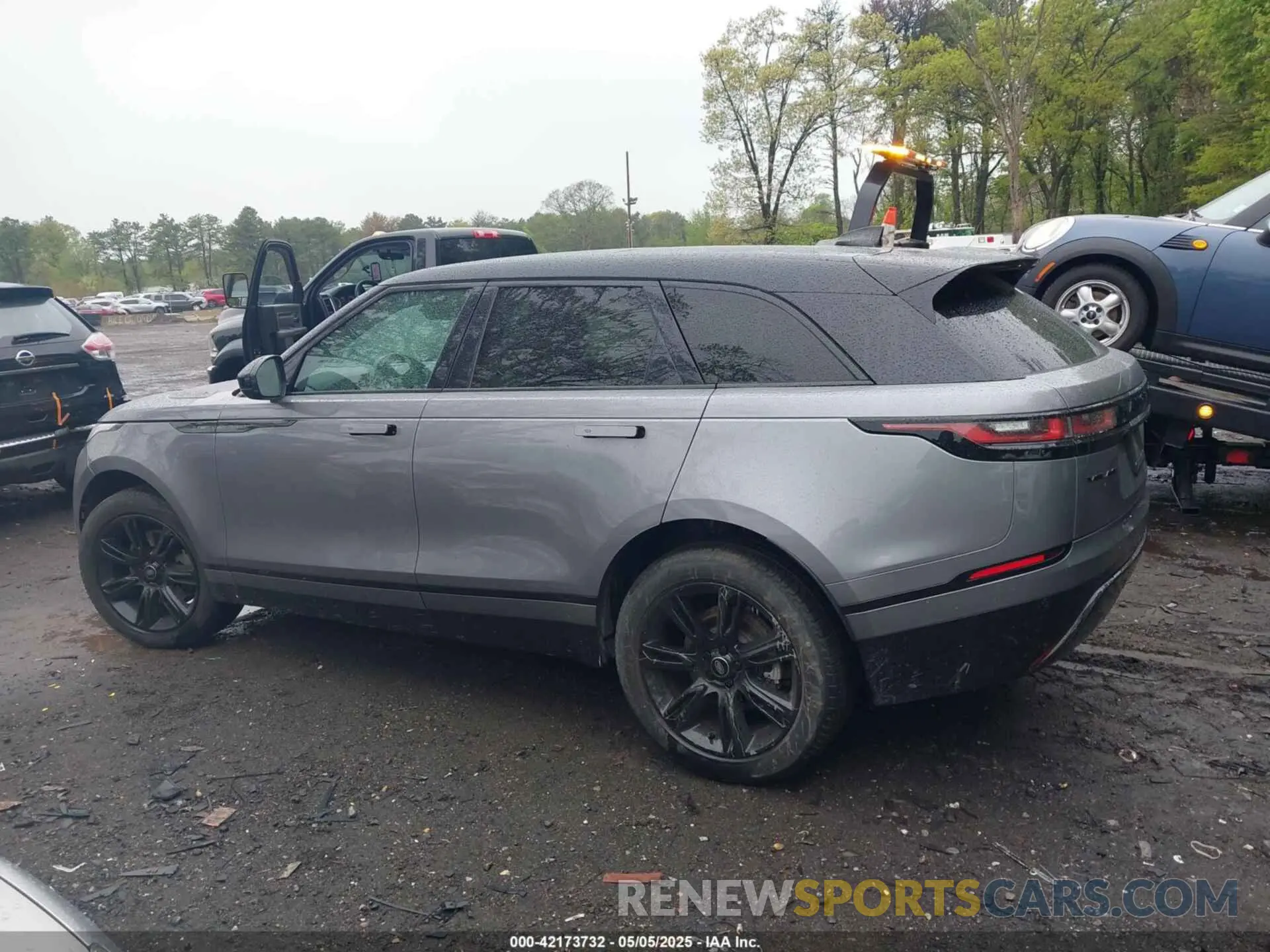 14 Photograph of a damaged car SALYT2EX4NA344274 LAND ROVER RANGE ROVER VELAR 2022