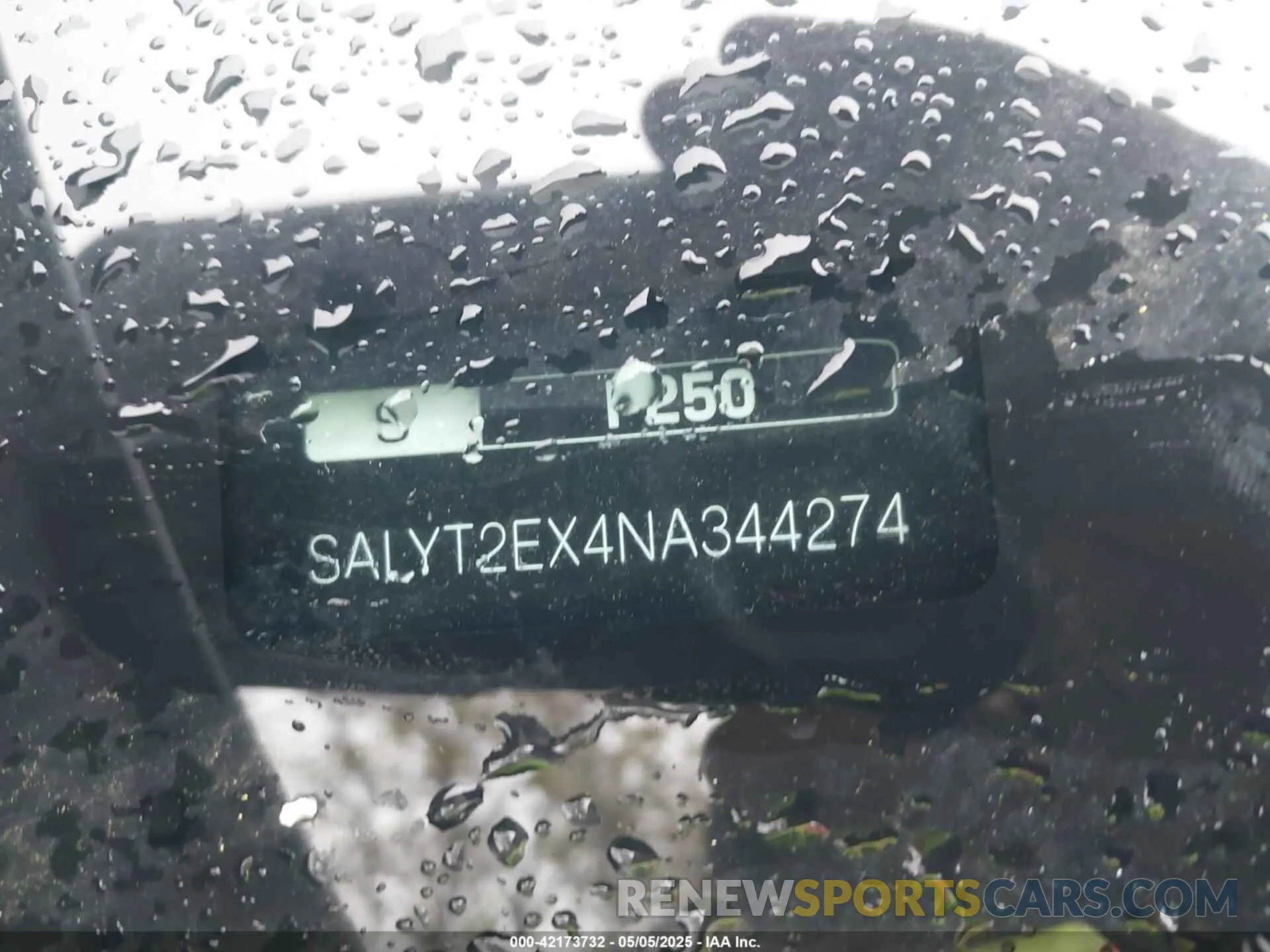 17 Photograph of a damaged car SALYT2EX4NA344274 LAND ROVER RANGE ROVER VELAR 2022