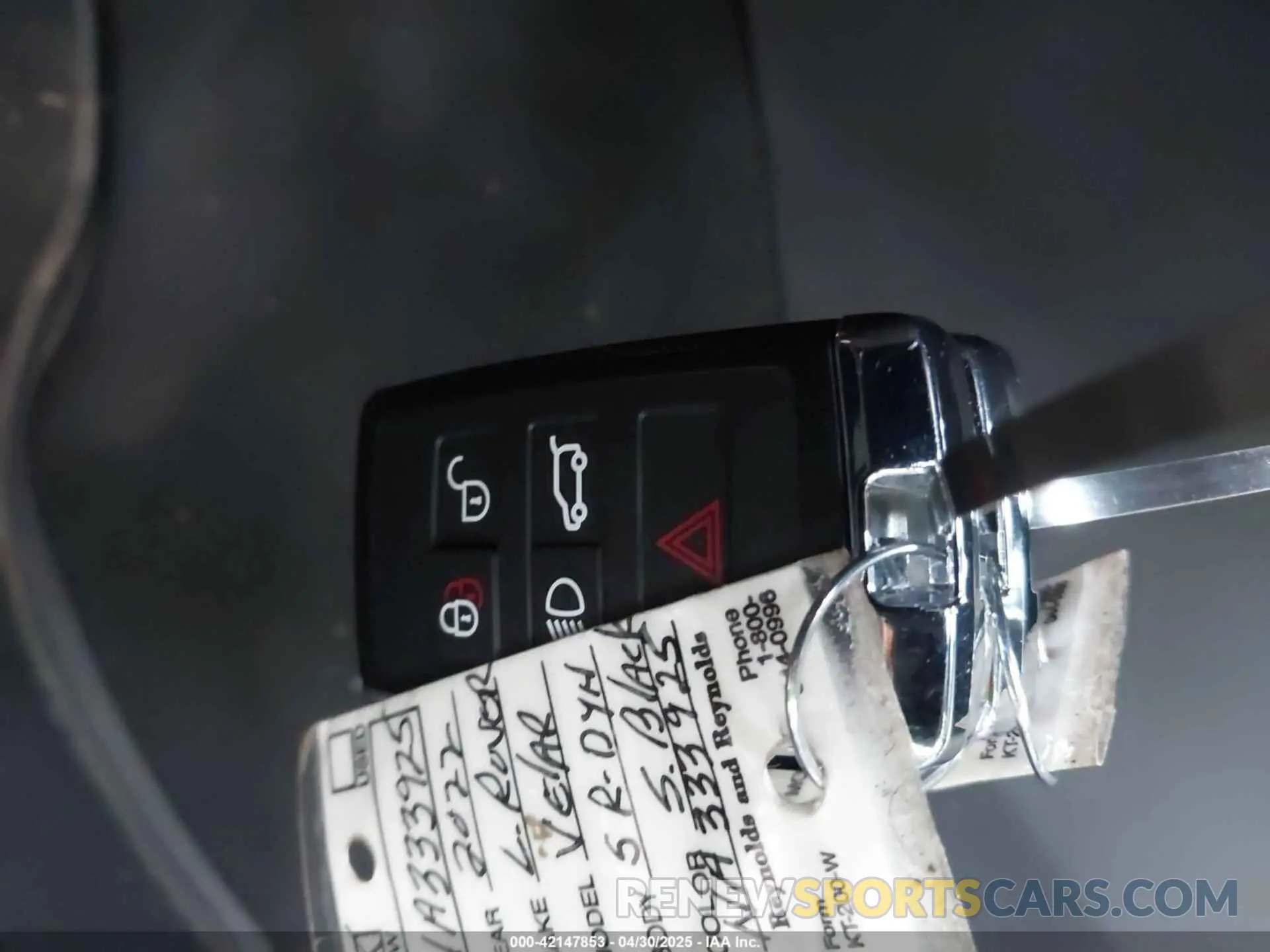 11 Photograph of a damaged car SALYT2EX8NA333925 LAND ROVER RANGE ROVER VELAR 2022