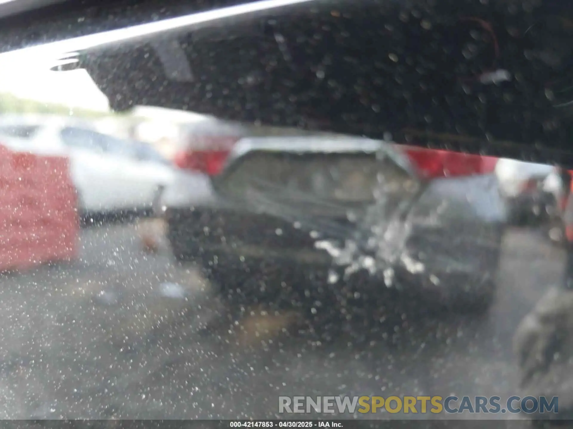 18 Photograph of a damaged car SALYT2EX8NA333925 LAND ROVER RANGE ROVER VELAR 2022