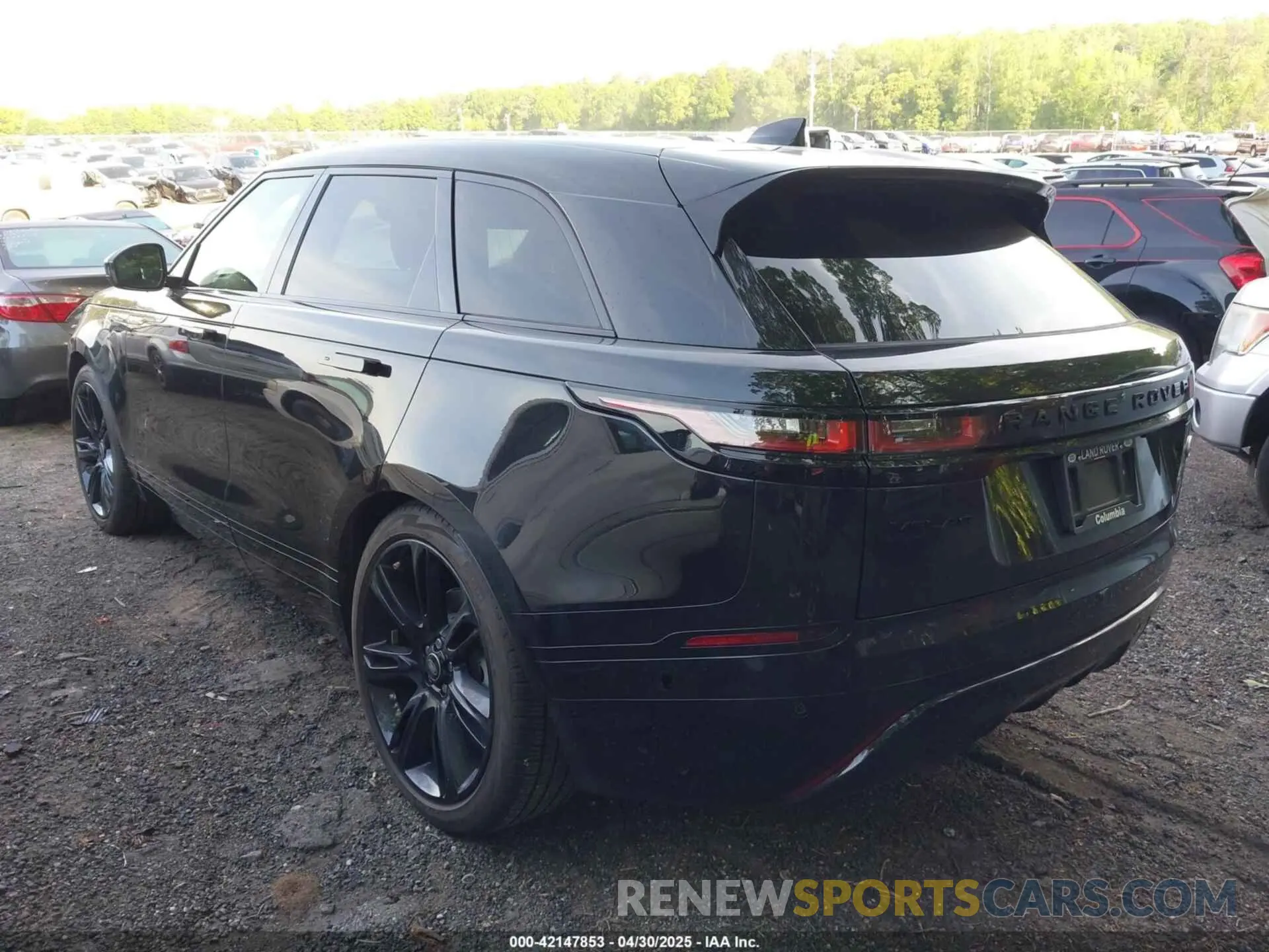 3 Photograph of a damaged car SALYT2EX8NA333925 LAND ROVER RANGE ROVER VELAR 2022