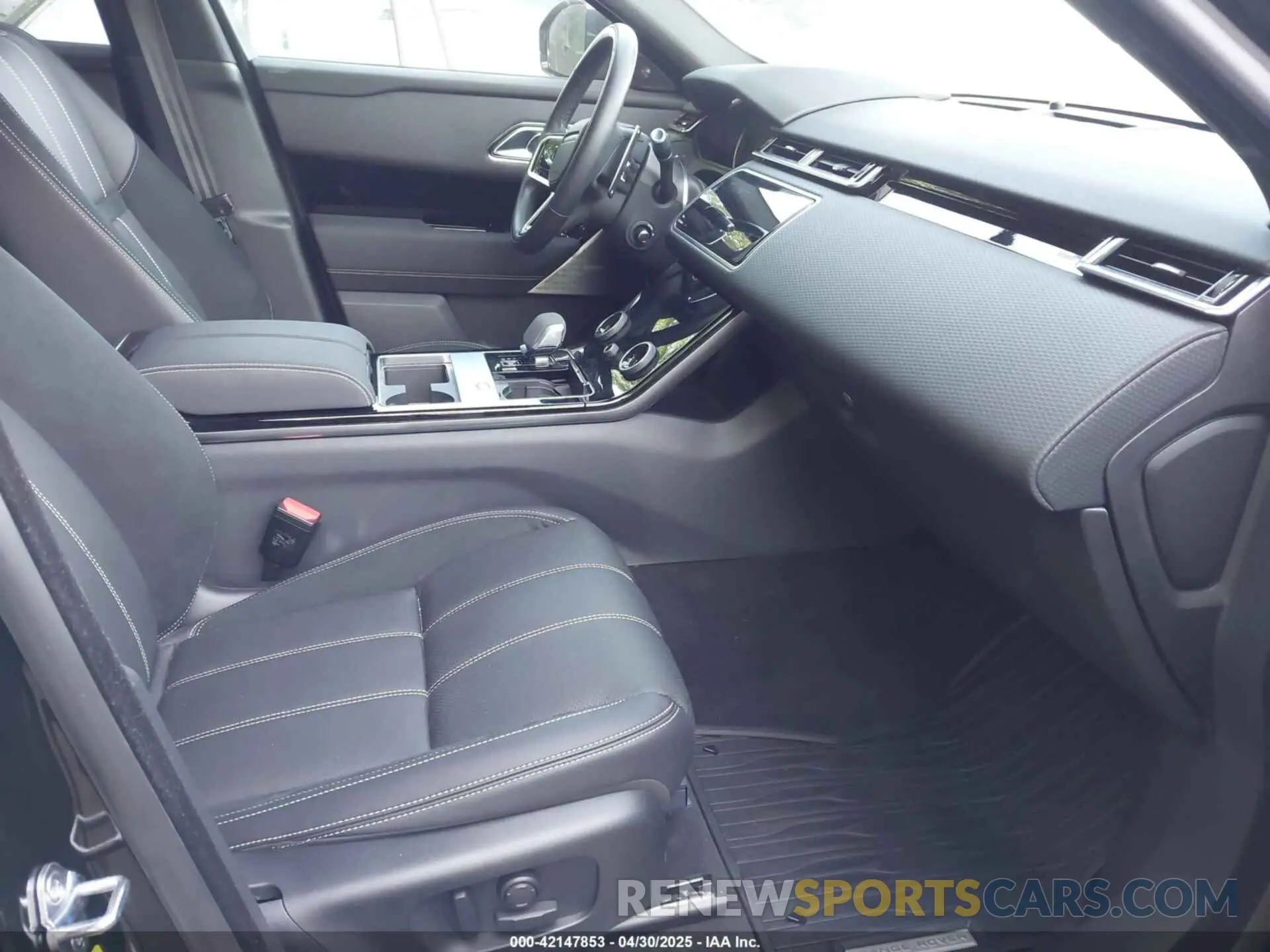 5 Photograph of a damaged car SALYT2EX8NA333925 LAND ROVER RANGE ROVER VELAR 2022