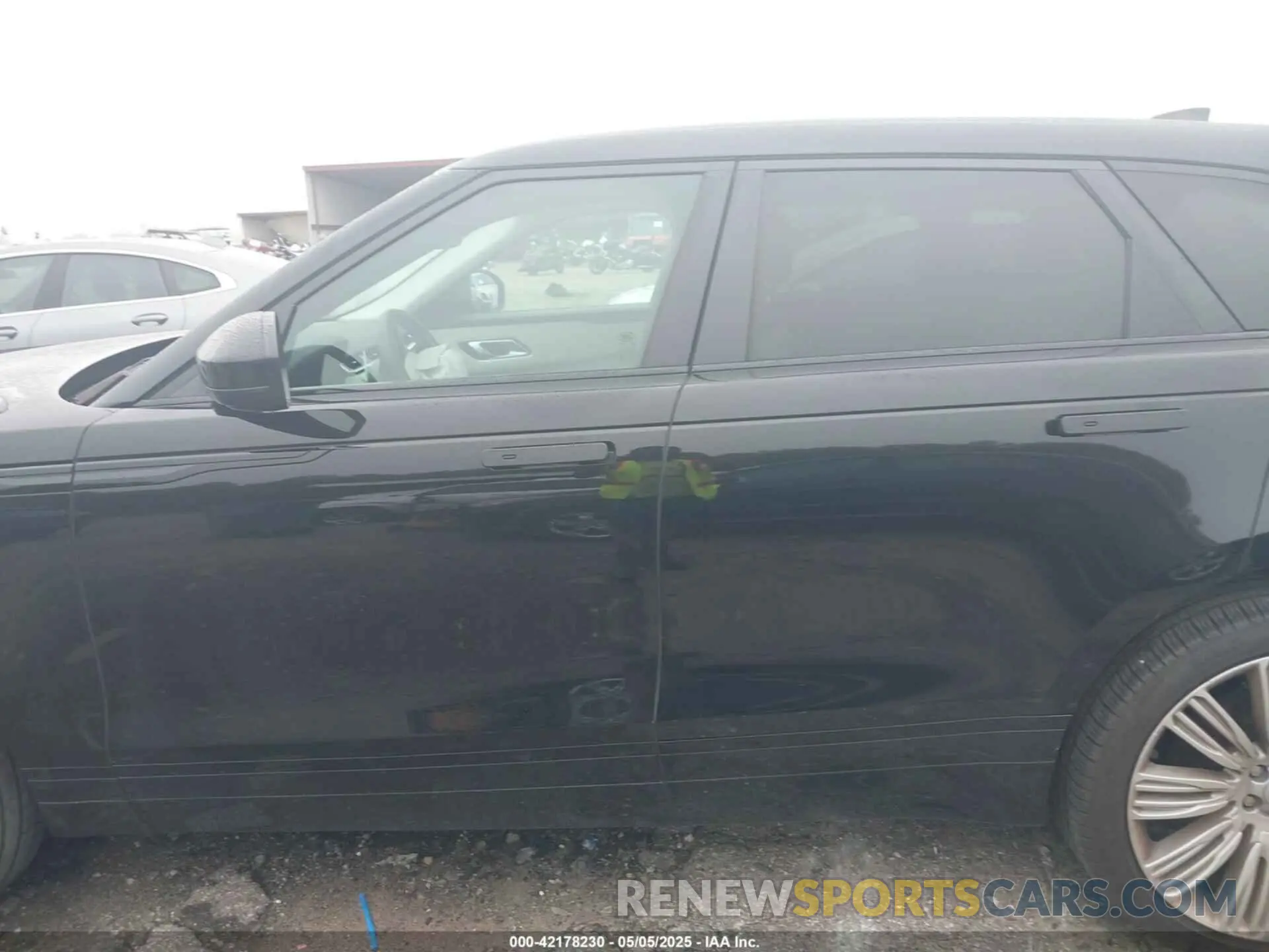 14 Photograph of a damaged car SALYT2EU8PA353164 LAND ROVER RANGE ROVER VELAR 2023