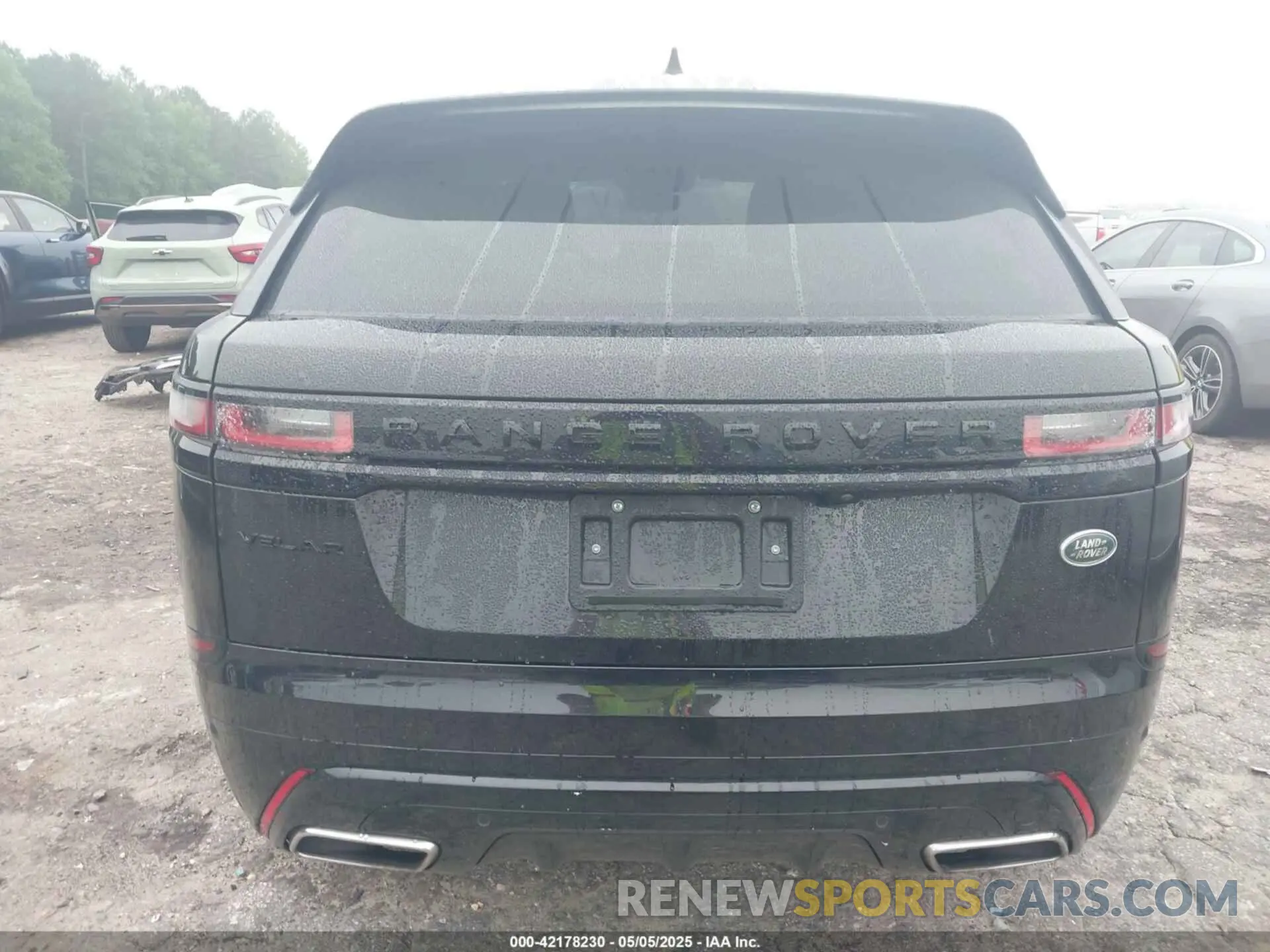 16 Photograph of a damaged car SALYT2EU8PA353164 LAND ROVER RANGE ROVER VELAR 2023