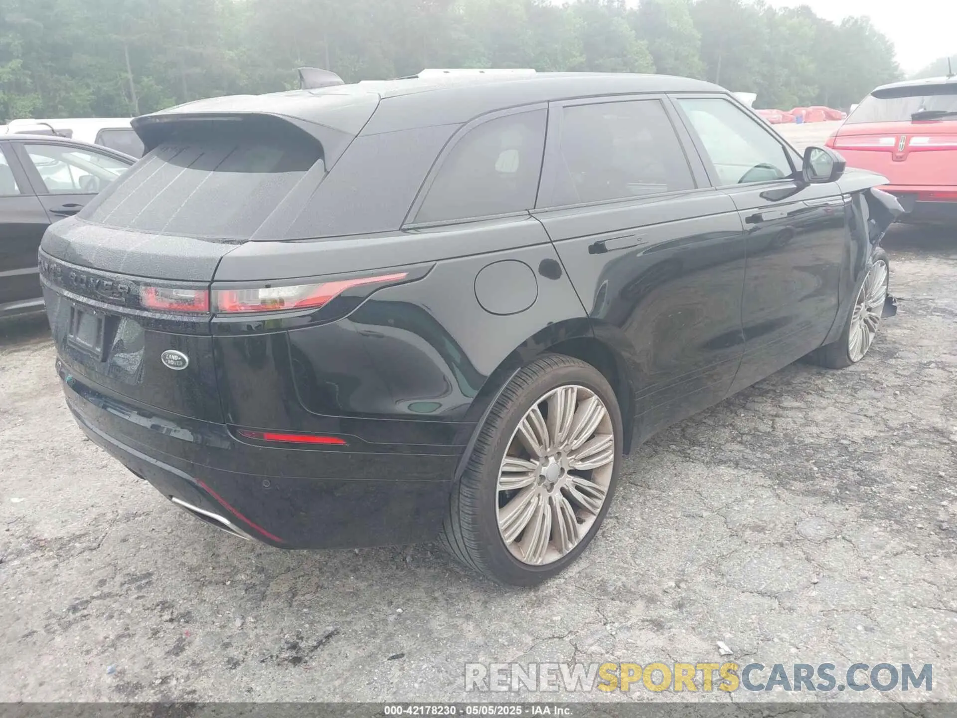 4 Photograph of a damaged car SALYT2EU8PA353164 LAND ROVER RANGE ROVER VELAR 2023
