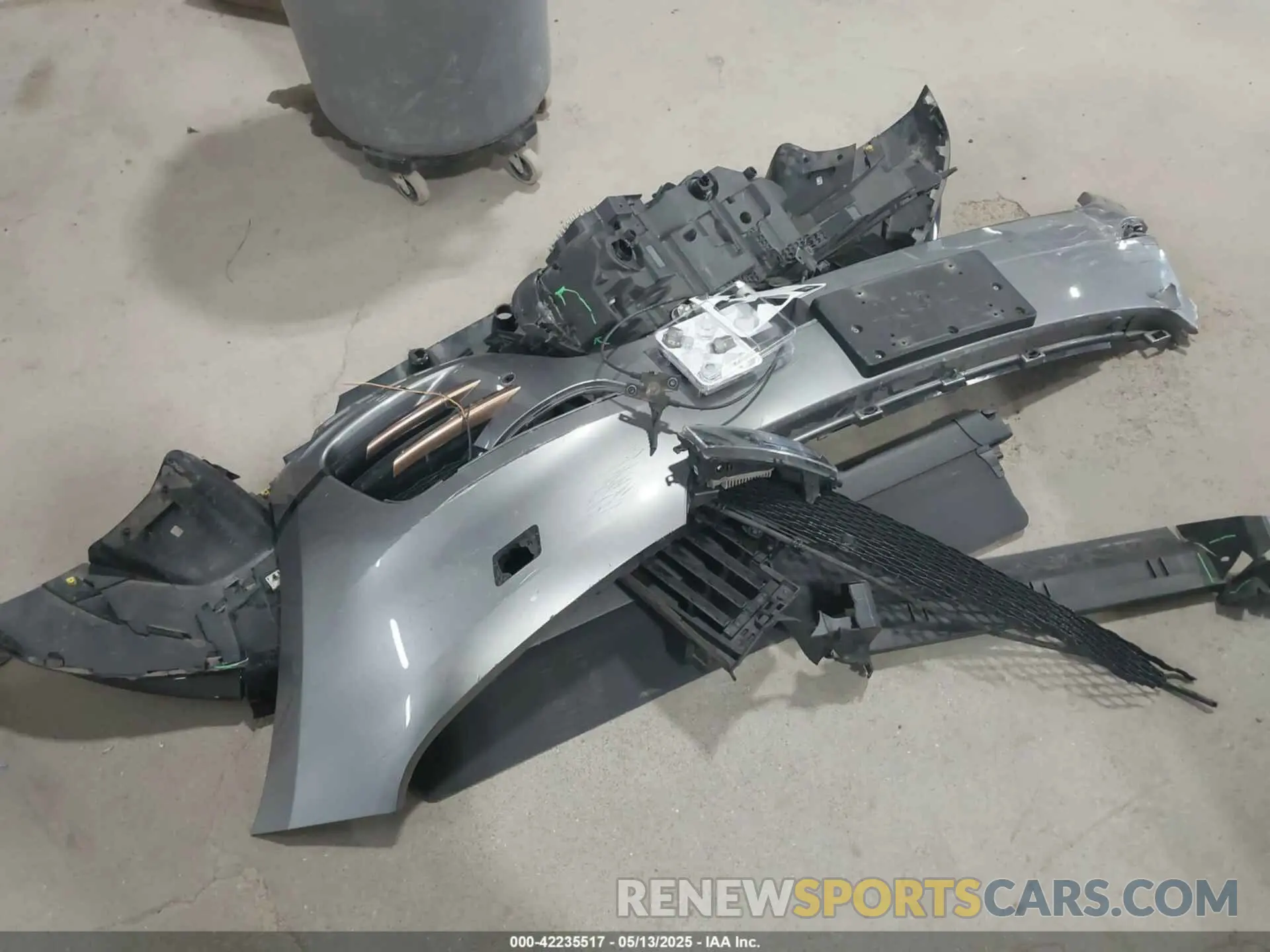 12 Photograph of a damaged car SALYT2EX1PA350889 LAND ROVER RANGE ROVER VELAR 2023