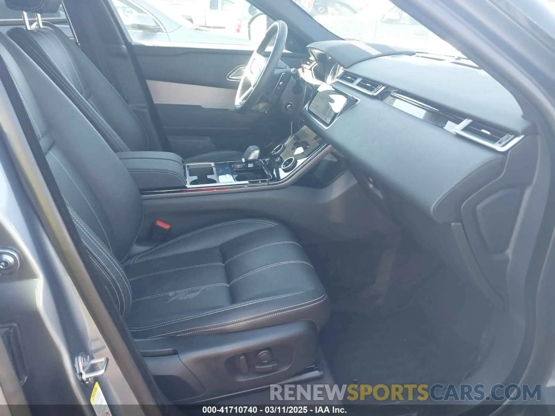 5 Photograph of a damaged car SALYT2EX2PA356975 LAND ROVER RANGE ROVER VELAR 2023