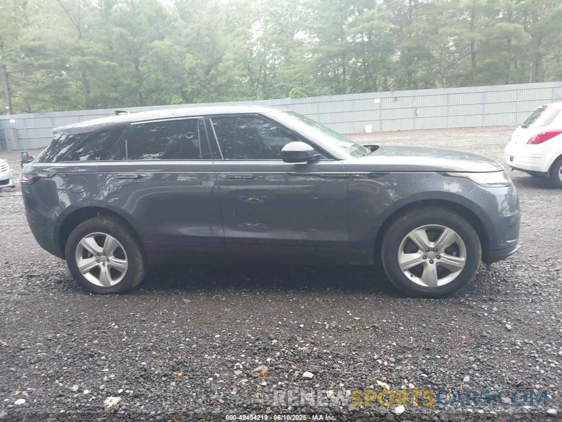 13 Photograph of a damaged car SALYJ2EX3RA371011 LAND ROVER RANGE ROVER VELAR 2024