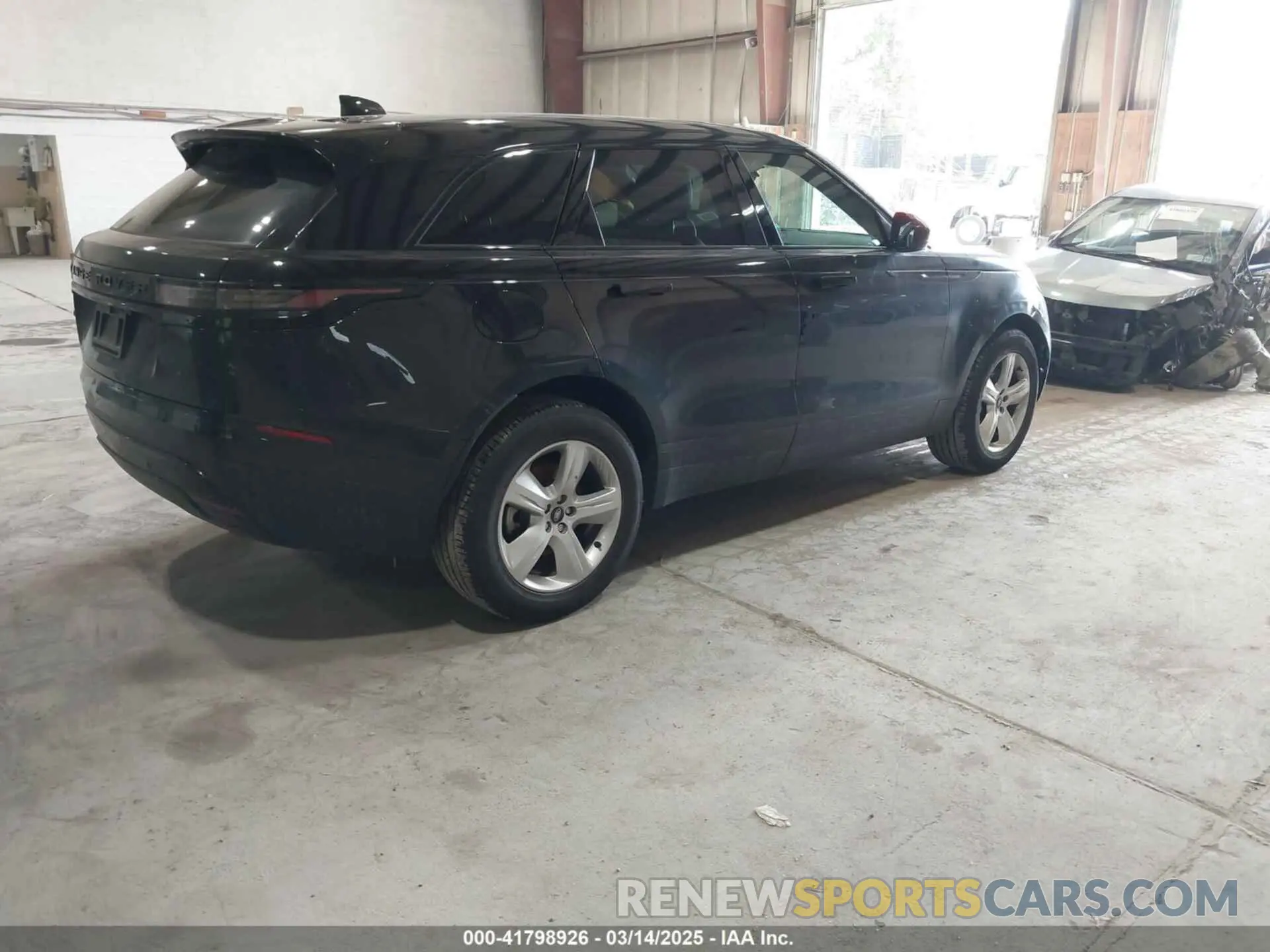 4 Photograph of a damaged car SALYJ2EX0SA399919 LAND ROVER RANGE ROVER VELAR 2025