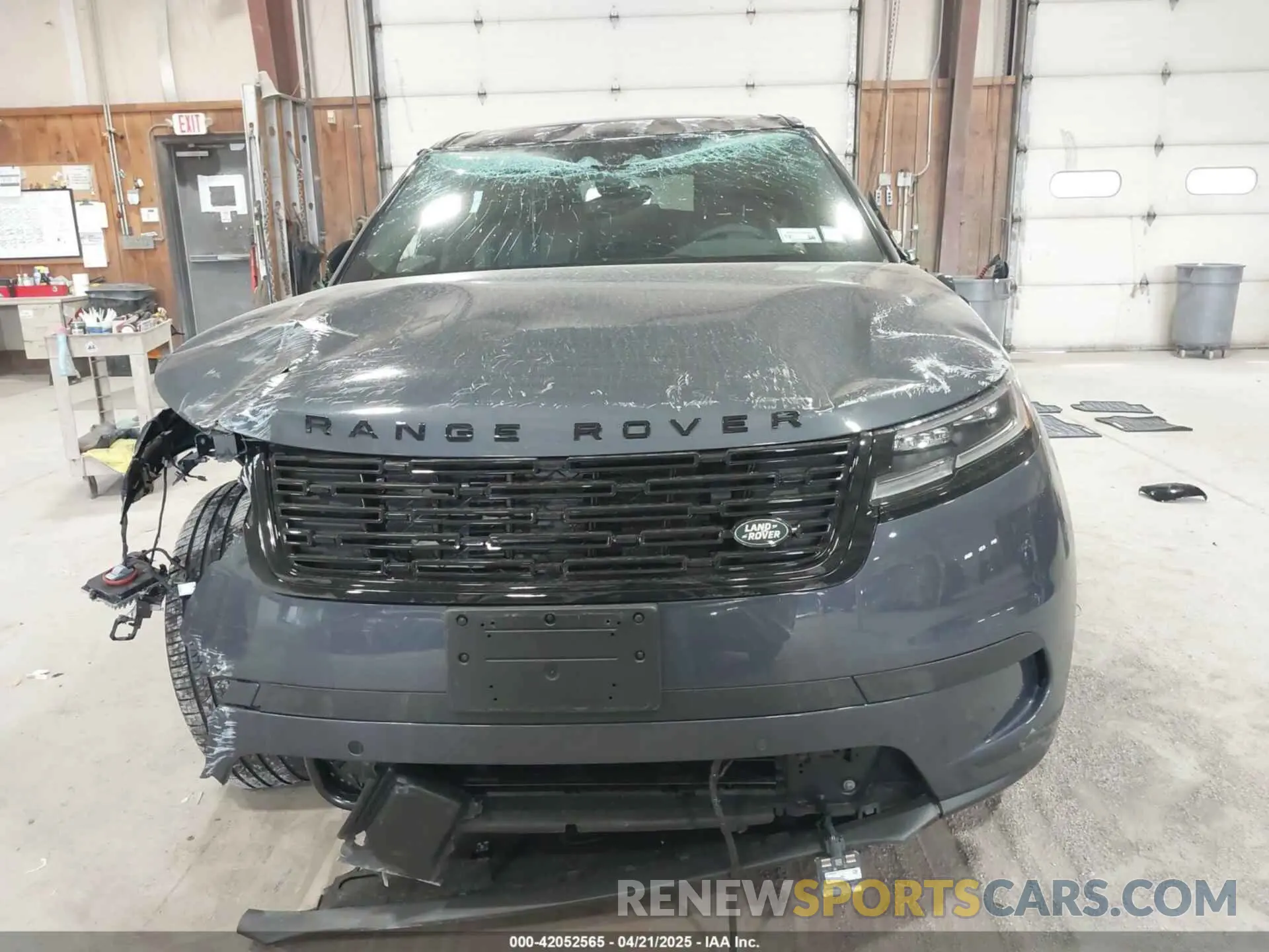 12 Photograph of a damaged car SALYJ2EX4SA811596 LAND ROVER RANGE ROVER VELAR 2025