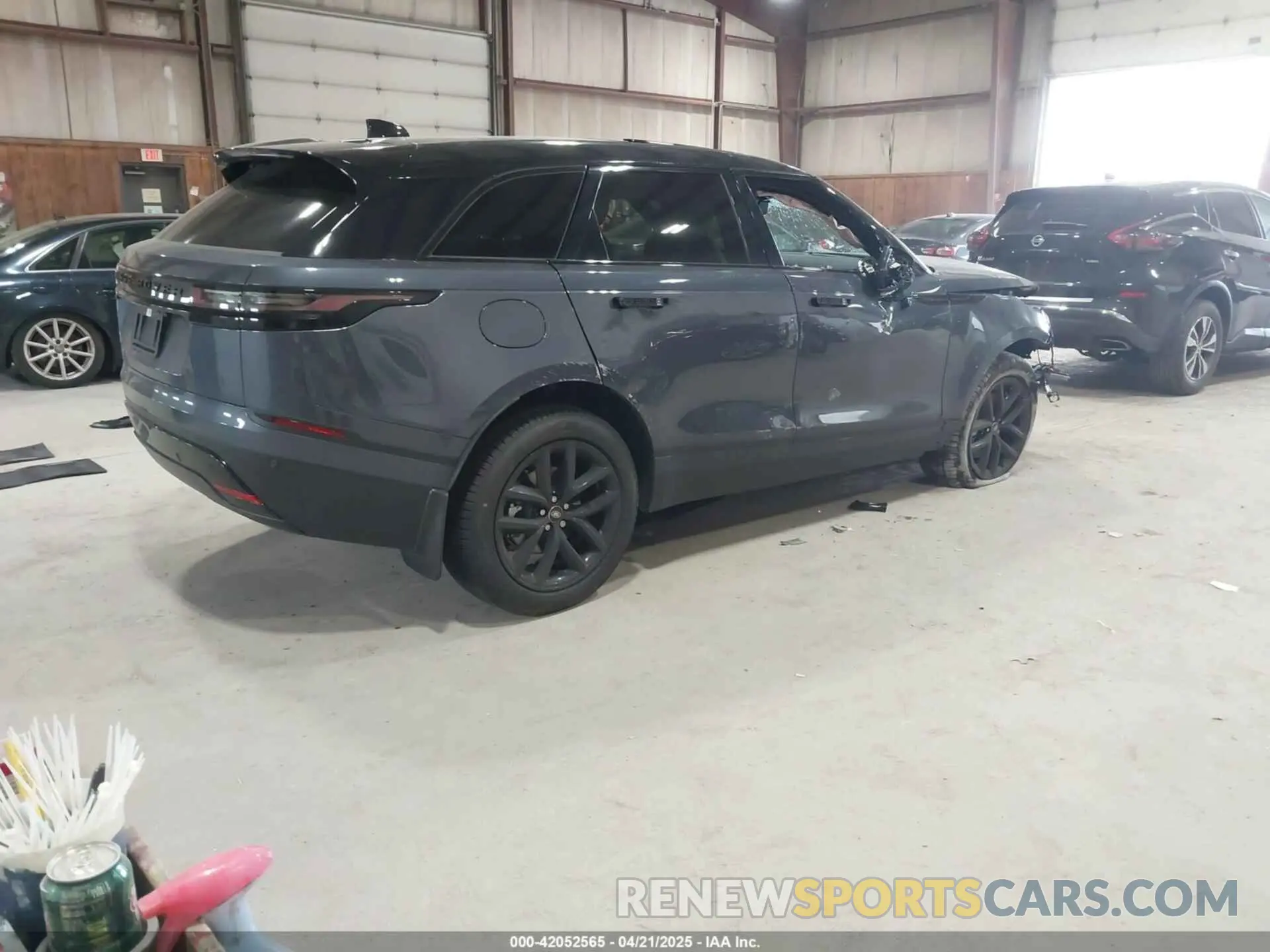 4 Photograph of a damaged car SALYJ2EX4SA811596 LAND ROVER RANGE ROVER VELAR 2025