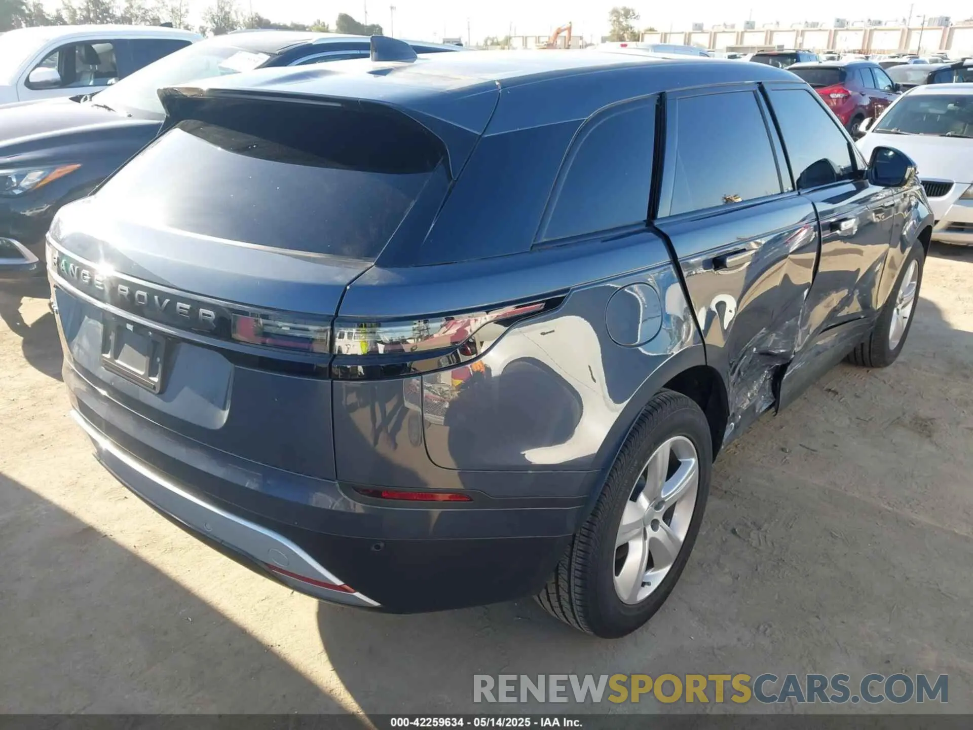 4 Photograph of a damaged car SALYJ2EX5SA392822 LAND ROVER RANGE ROVER VELAR 2025