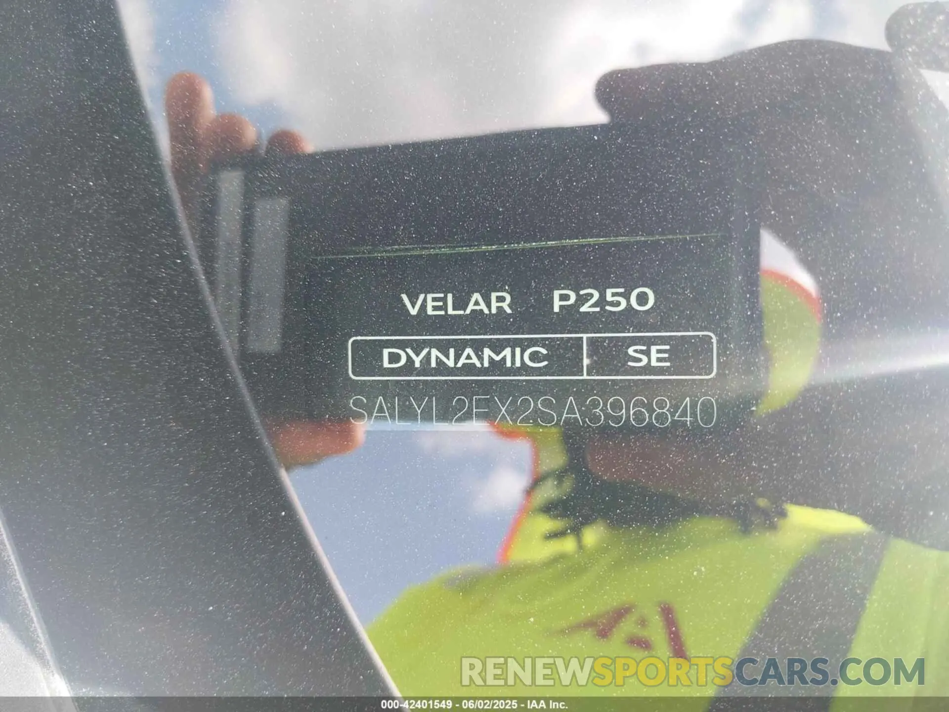 9 Photograph of a damaged car SALYL2EX2SA396840 LAND ROVER RANGE ROVER VELAR 2025