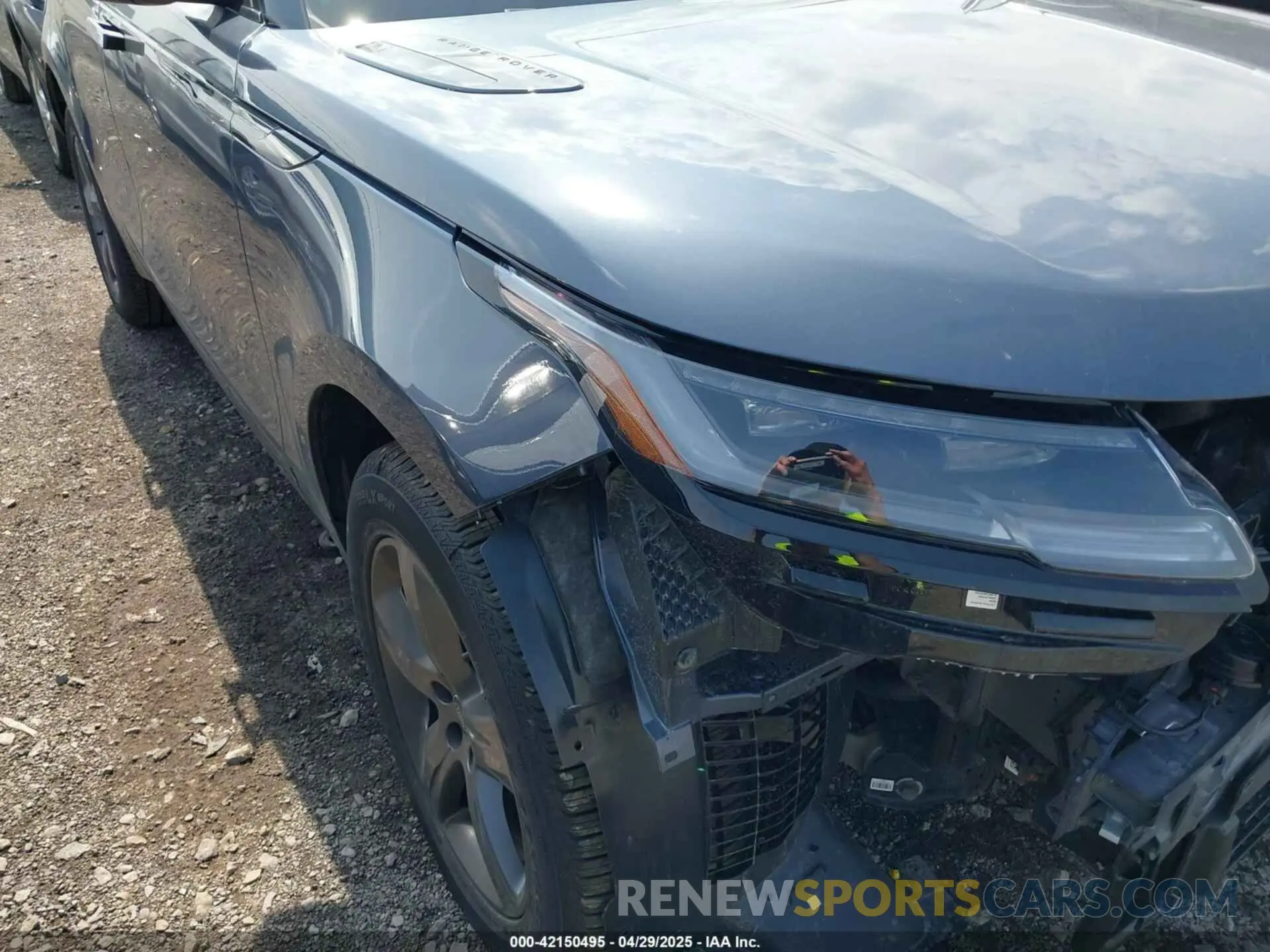 1 Photograph of a damaged car SALYL2EX9SA809479 LAND ROVER RANGE ROVER VELAR 2025