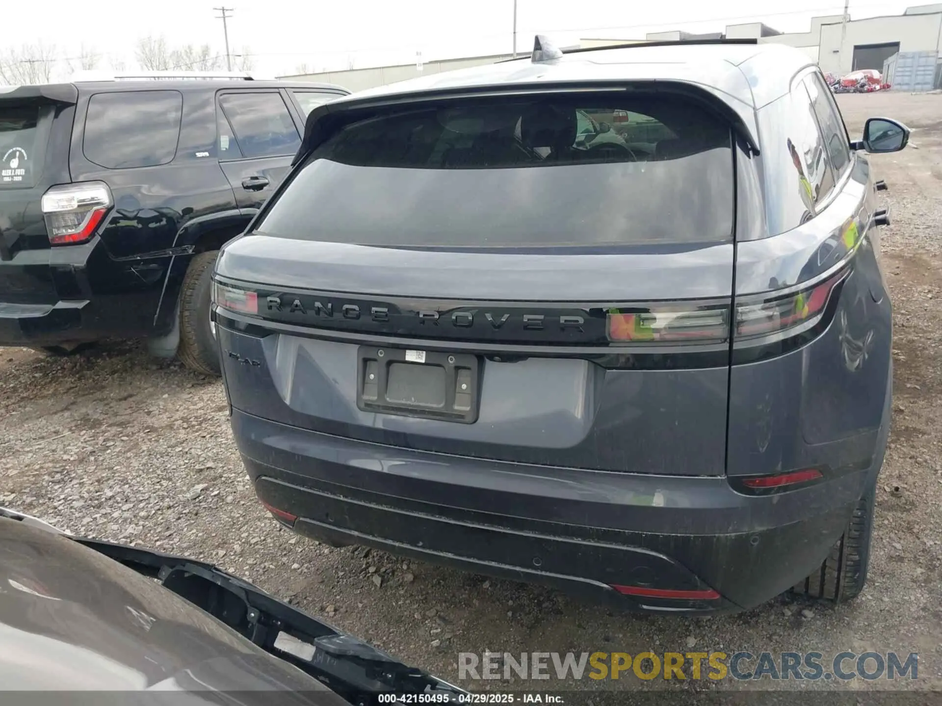 4 Photograph of a damaged car SALYL2EX9SA809479 LAND ROVER RANGE ROVER VELAR 2025