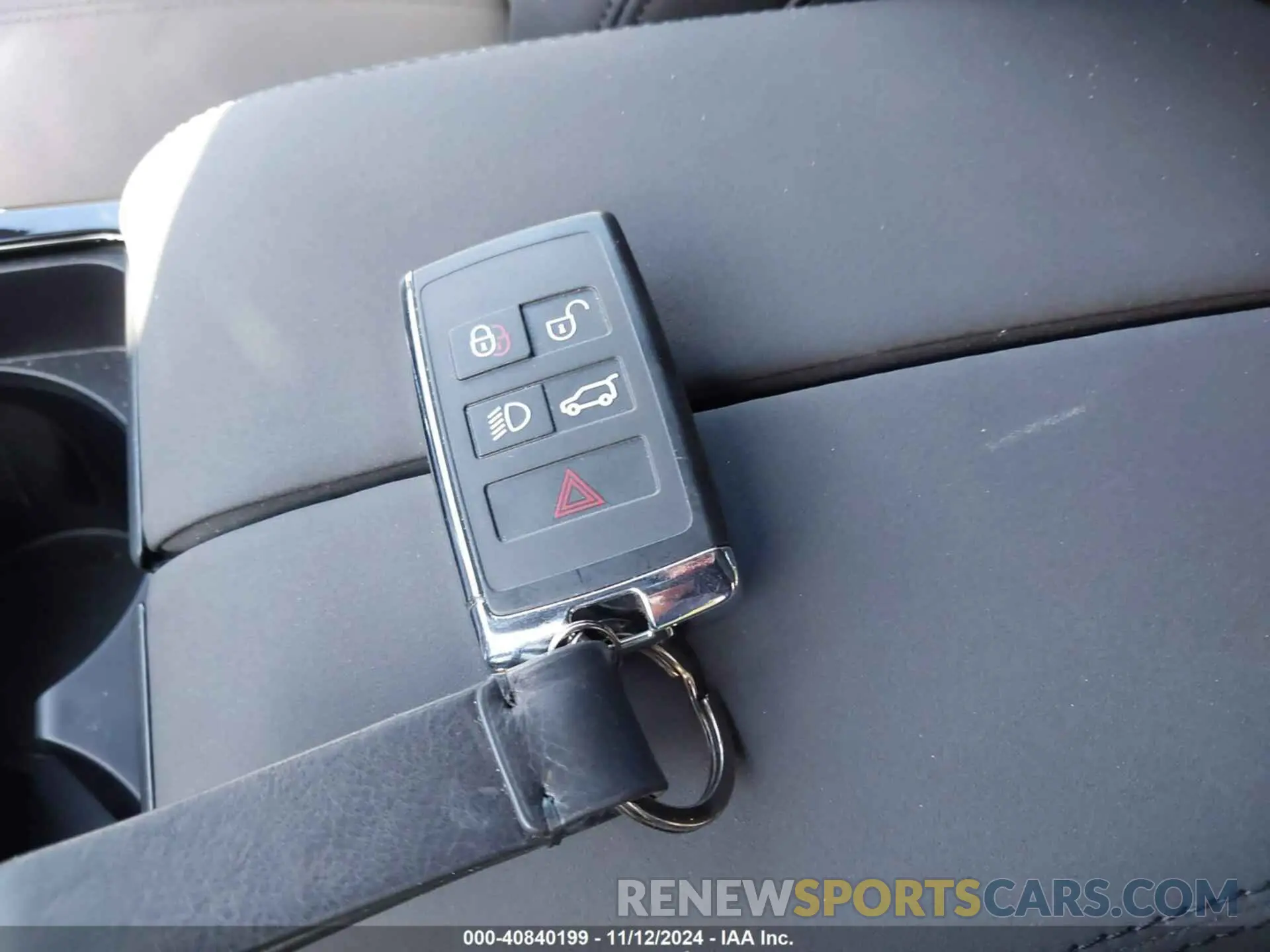 11 Photograph of a damaged car SALYL2FU5SA804090 LAND ROVER RANGE ROVER VELAR 2025