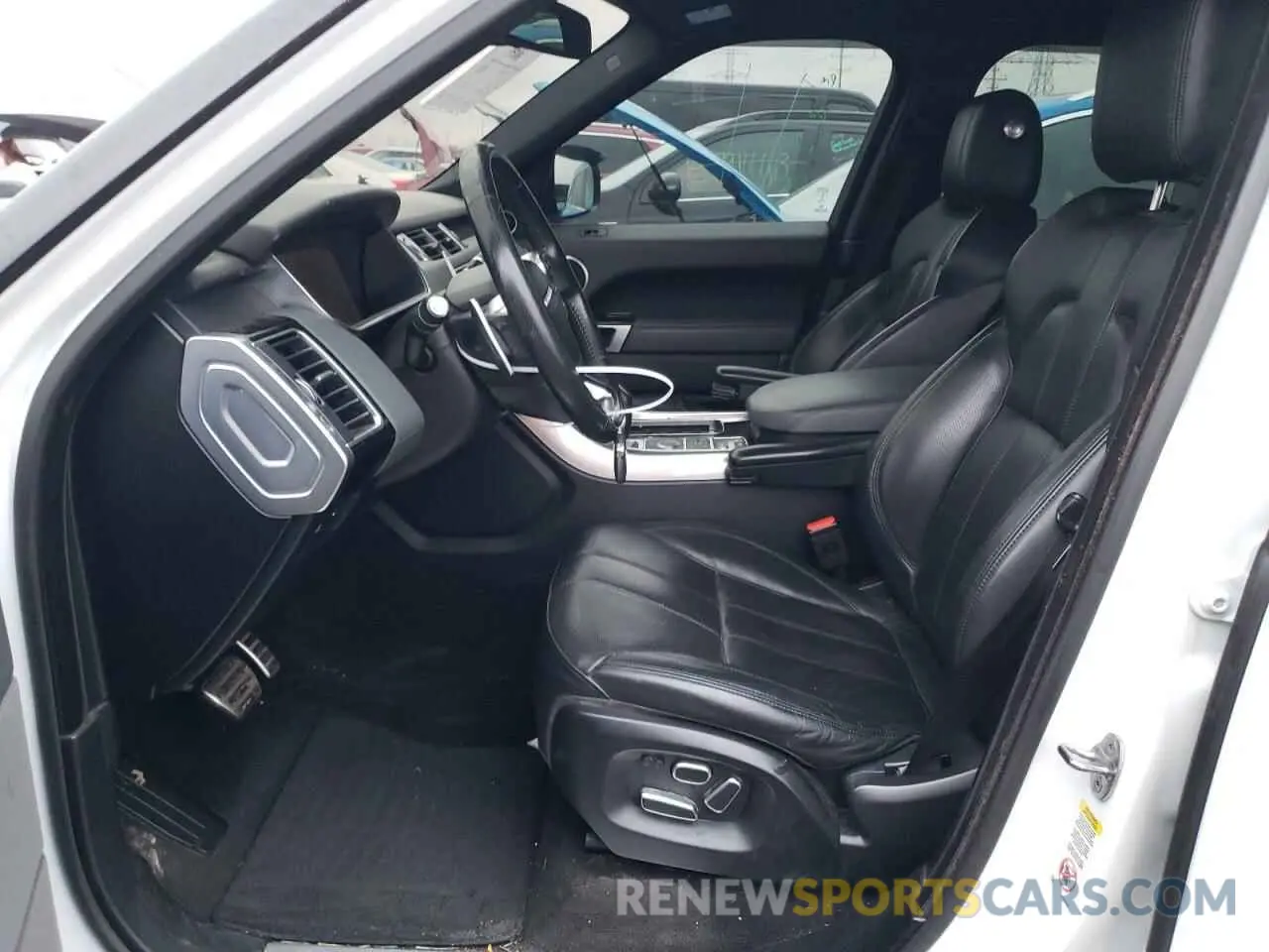 7 Photograph of a damaged car SALWR2VF0FA526813 LAND ROVER RANGEROVER 2015