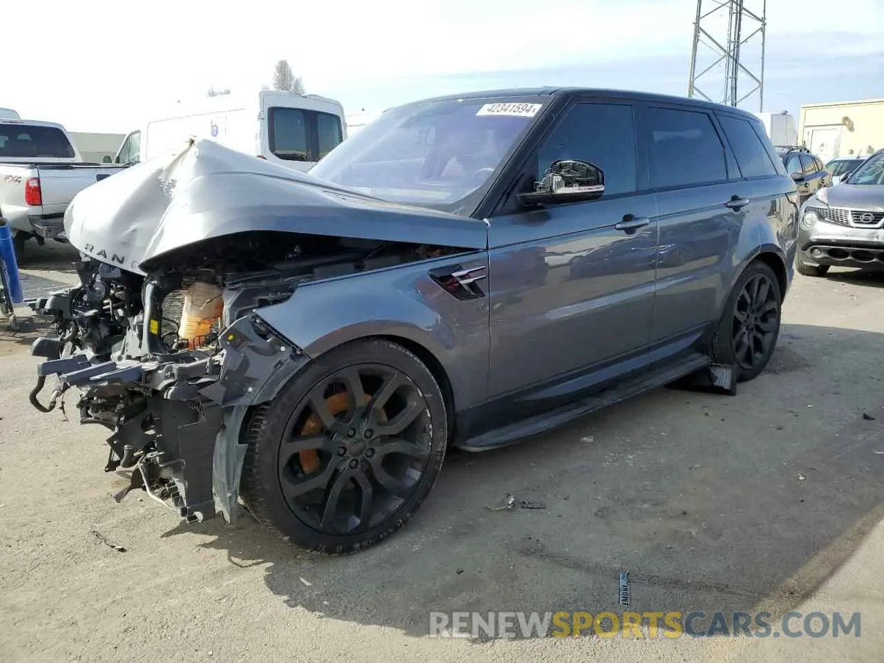 1 Photograph of a damaged car SALWR2RV3JA401816 LAND ROVER RANGEROVER 2018