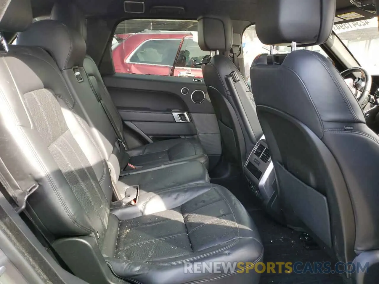 10 Photograph of a damaged car SALWR2RV3JA401816 LAND ROVER RANGEROVER 2018