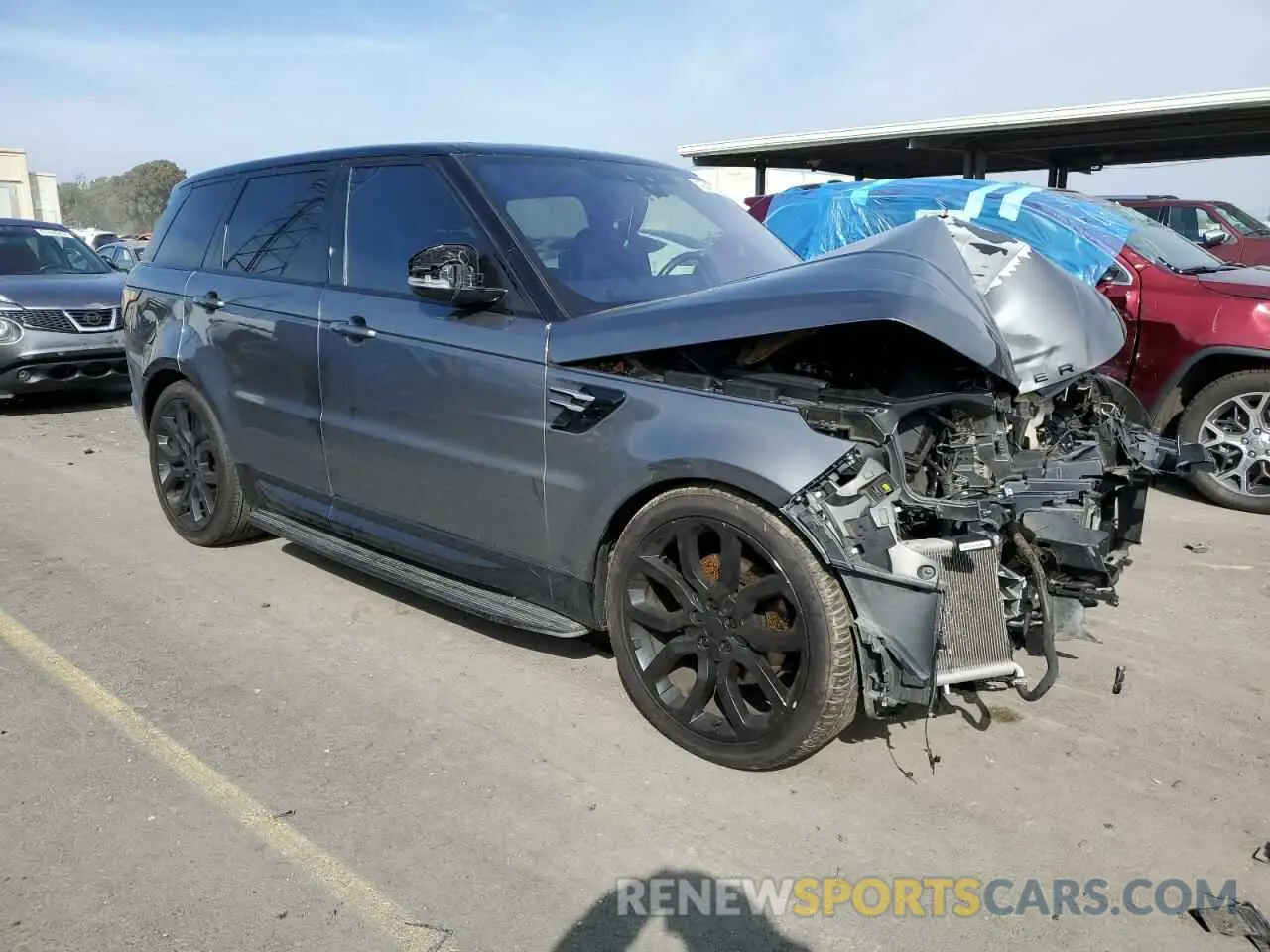 4 Photograph of a damaged car SALWR2RV3JA401816 LAND ROVER RANGEROVER 2018