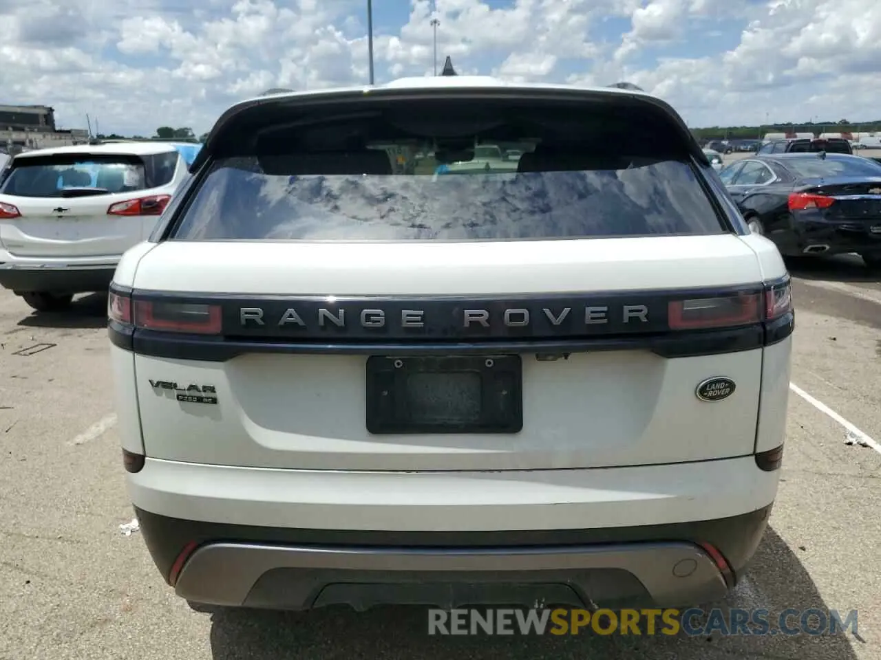 6 Photograph of a damaged car SALYL2RXXJA775836 LAND ROVER RANGEROVER 2018