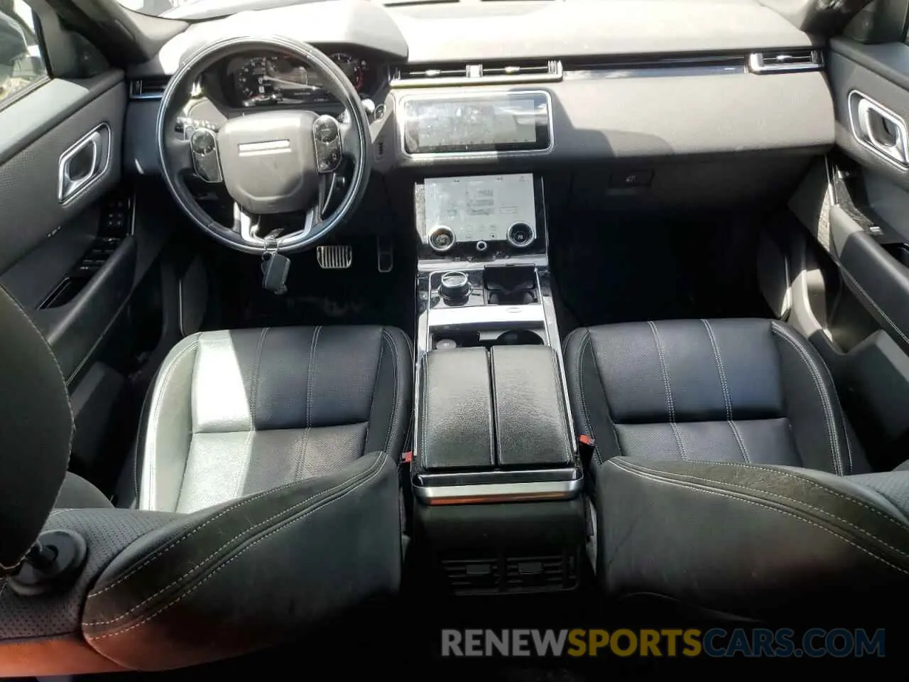 8 Photograph of a damaged car SALYL2RXXJA775836 LAND ROVER RANGEROVER 2018