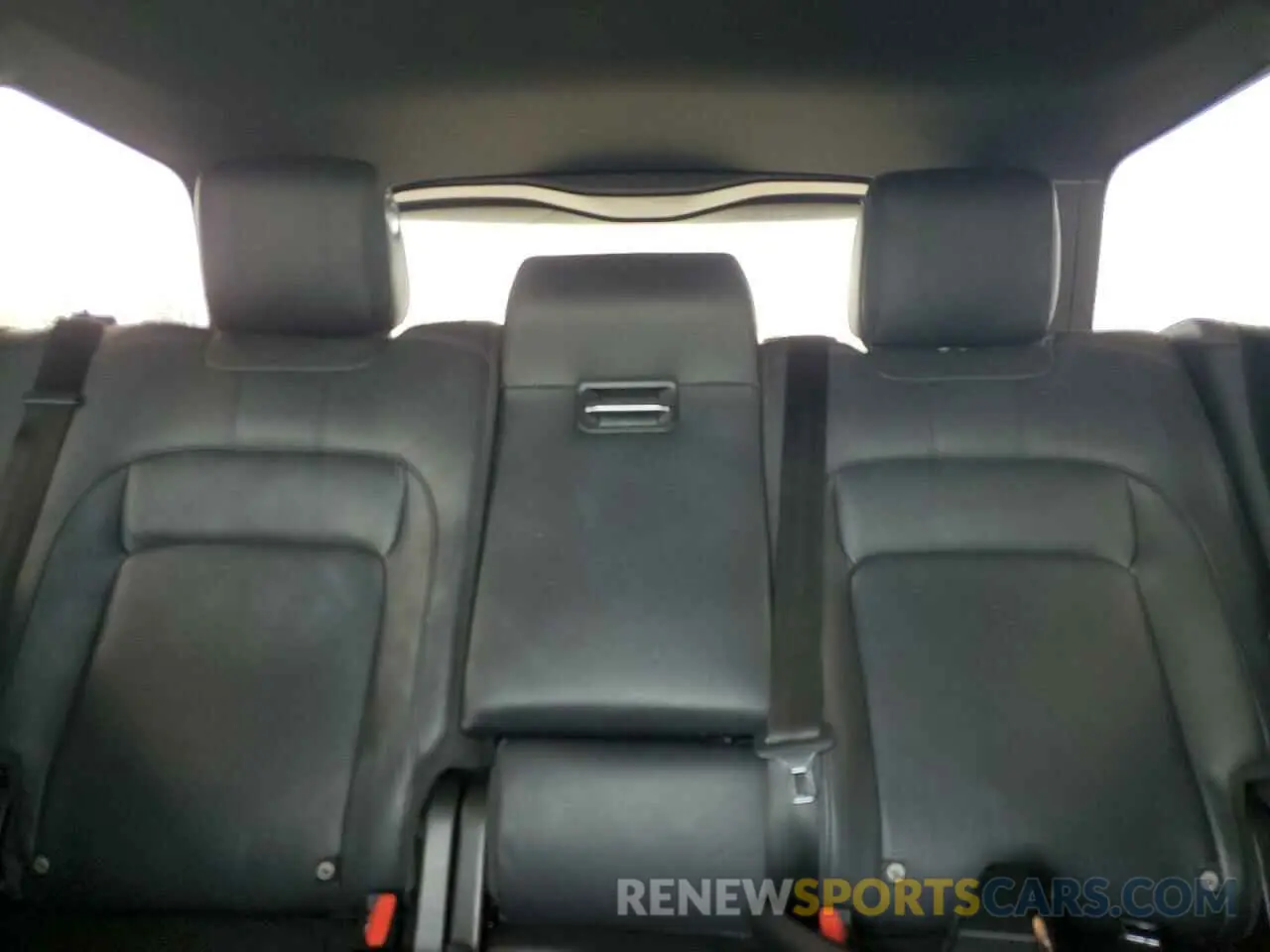 10 Photograph of a damaged car SALGS2RE0KA542076 LAND ROVER RANGEROVER 2019