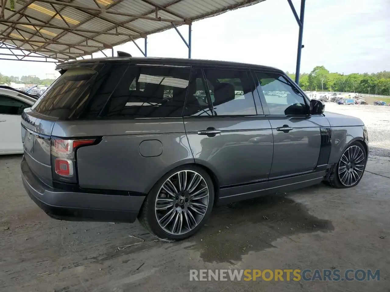 3 Photograph of a damaged car SALGS2RE0KA542076 LAND ROVER RANGEROVER 2019