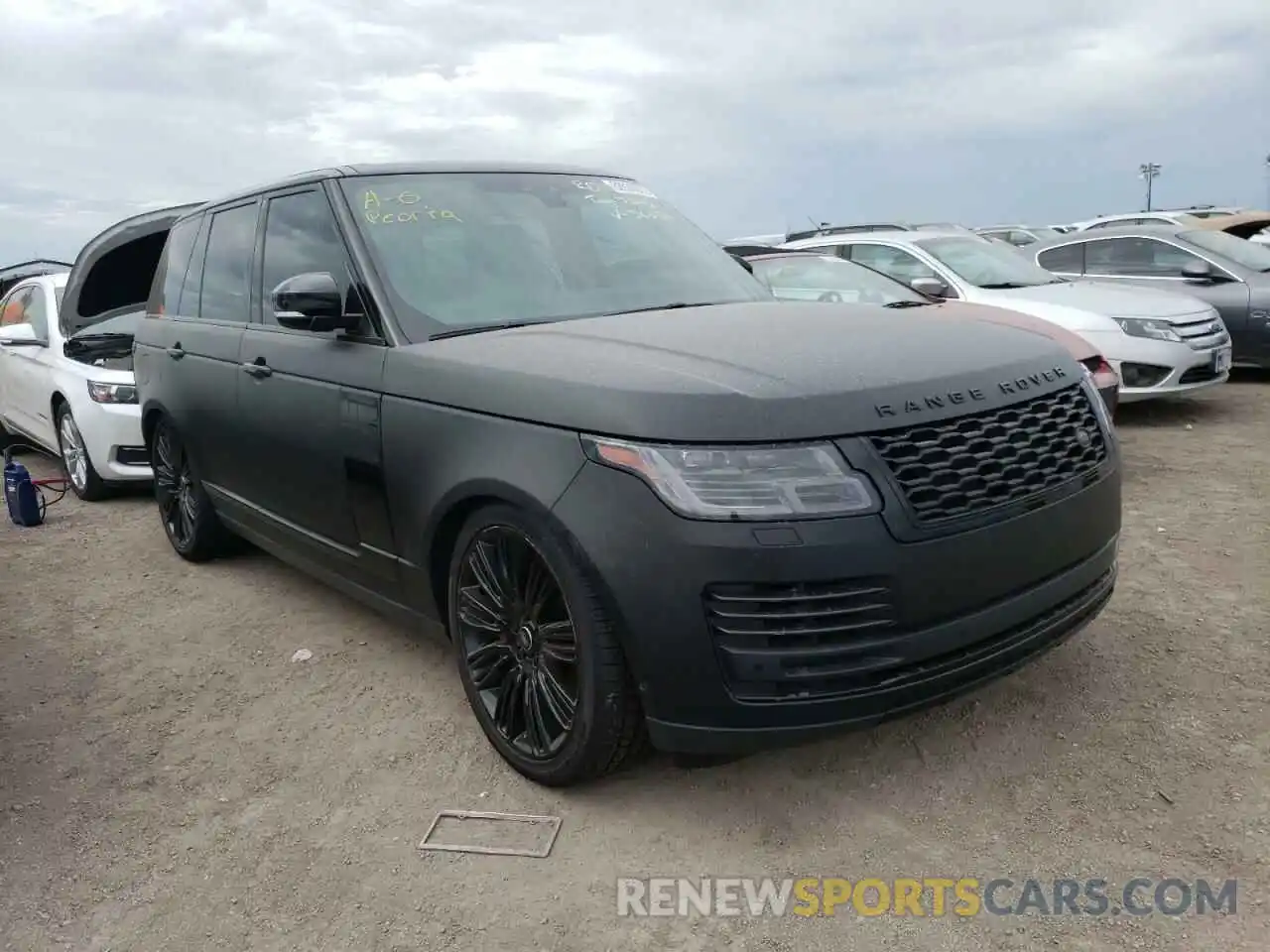 1 Photograph of a damaged car SALGS2RE0KA566541 LAND ROVER RANGEROVER 2019