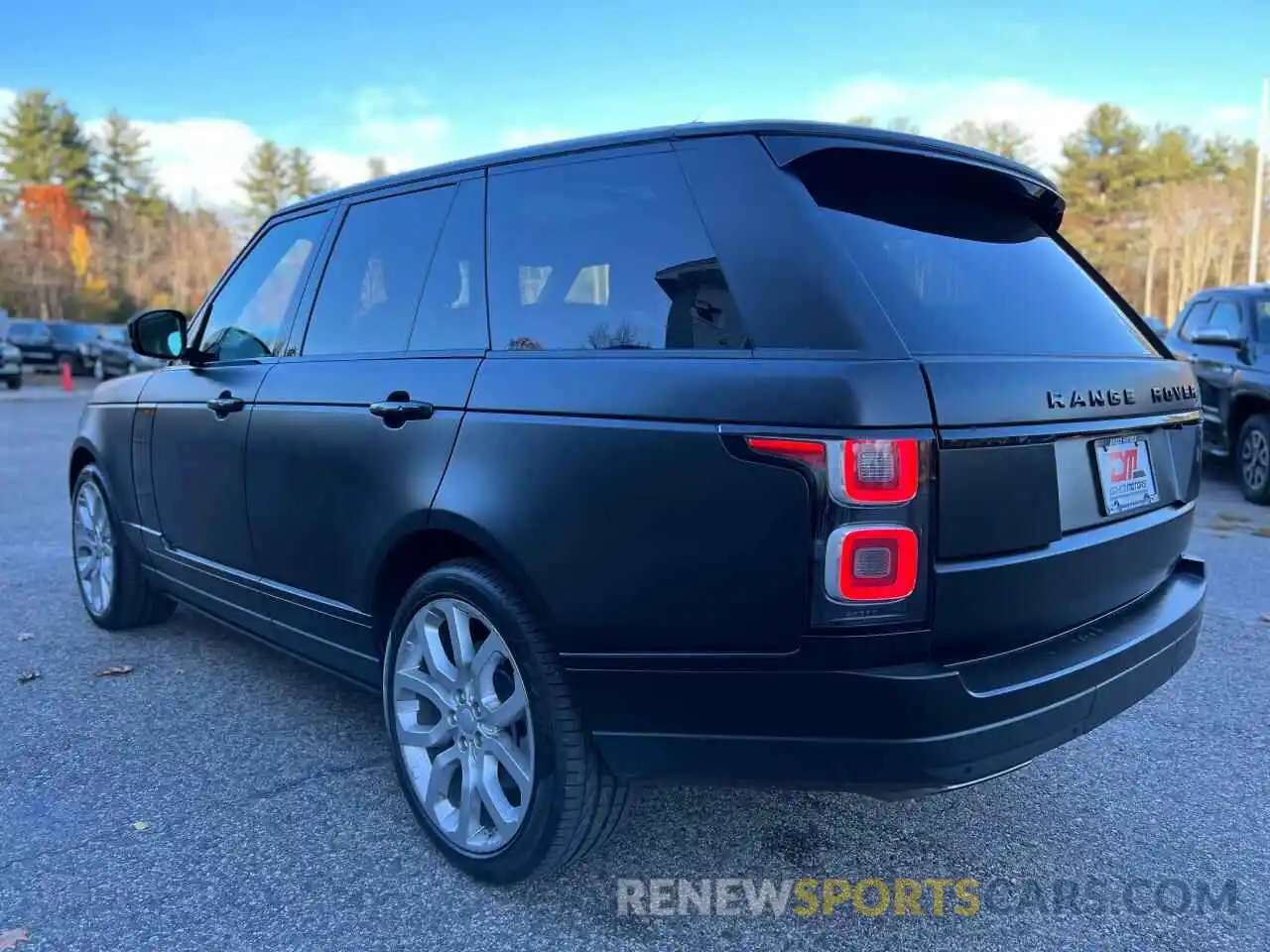 3 Photograph of a damaged car SALGS2RE1KA526873 LAND ROVER RANGEROVER 2019