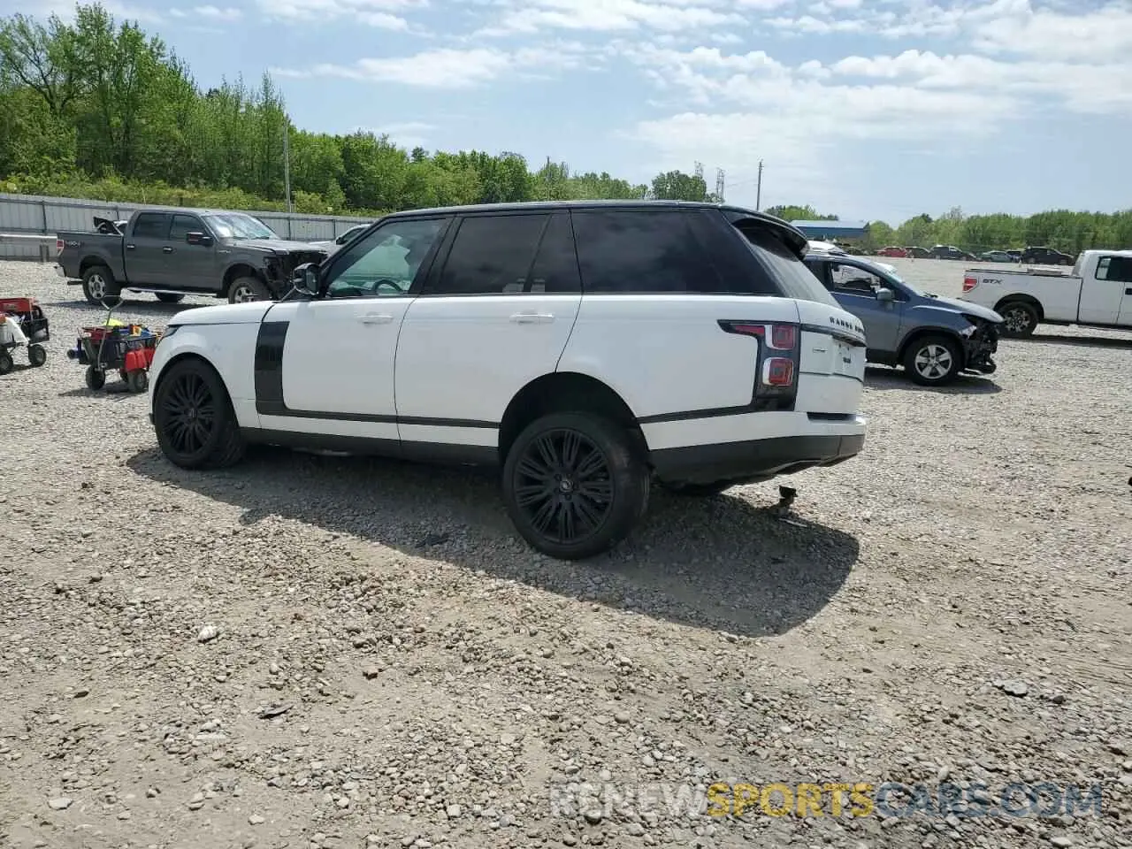2 Photograph of a damaged car SALGS2RE5KA561013 LAND ROVER RANGEROVER 2019