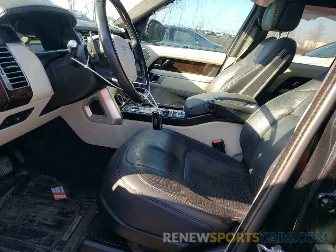 7 Photograph of a damaged car SALGS2RE6KA520485 LAND ROVER RANGEROVER 2019