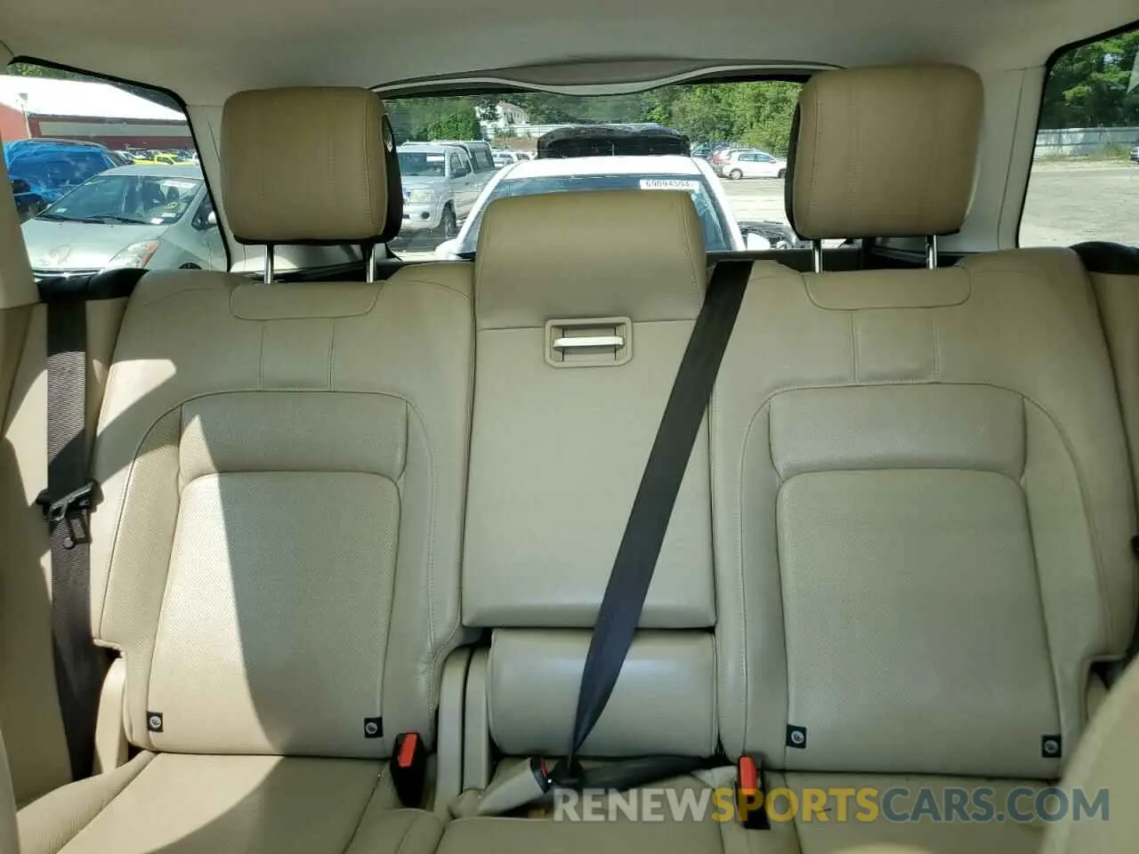 10 Photograph of a damaged car SALGS2RE6KA530093 LAND ROVER RANGEROVER 2019
