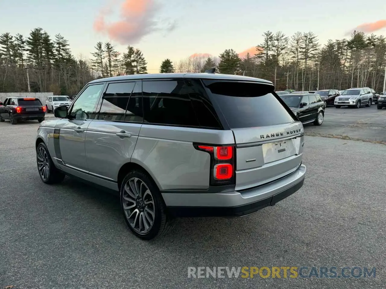 3 Photograph of a damaged car SALGS2RE7KA531172 LAND ROVER RANGEROVER 2019